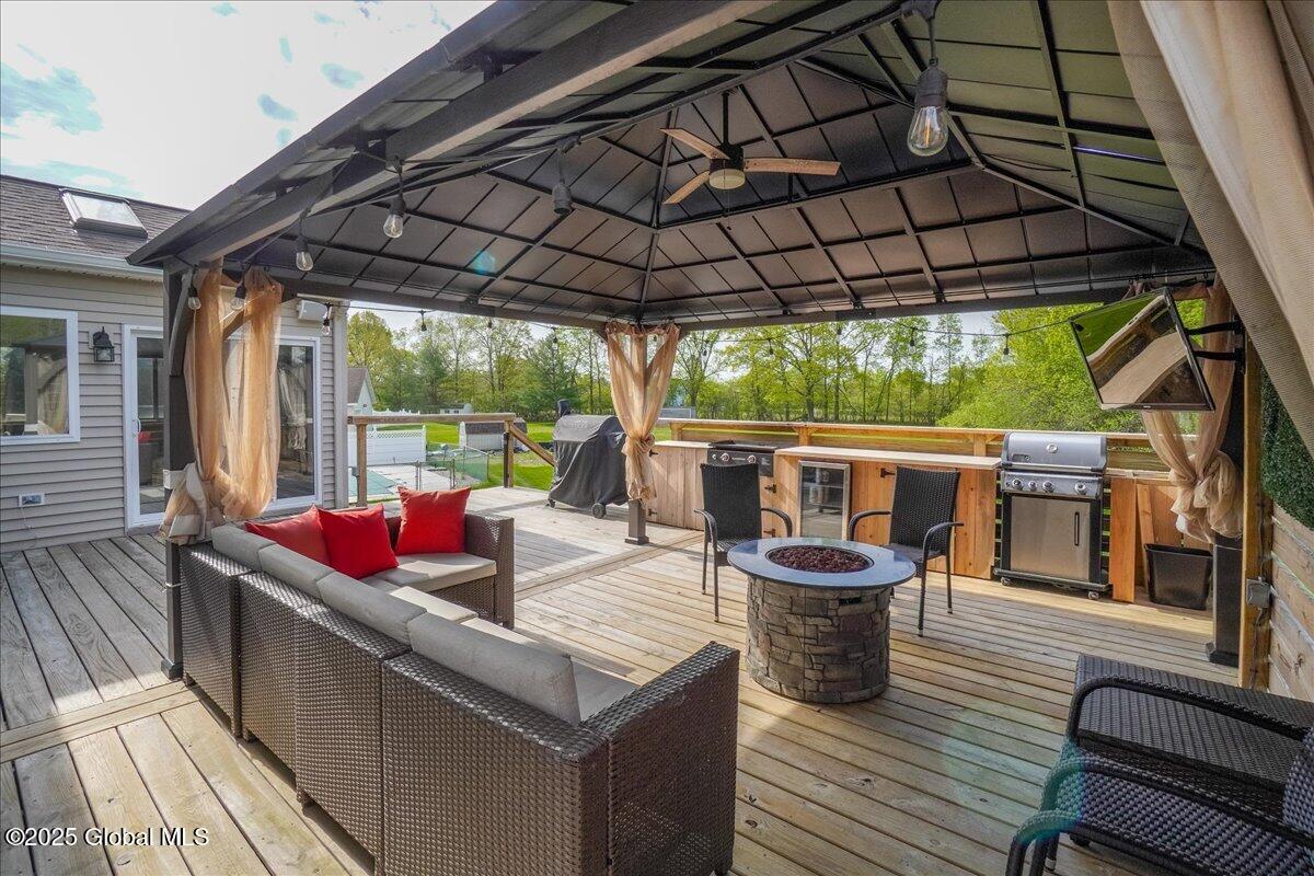 118 Appleton Road, Rexford, New York image 9