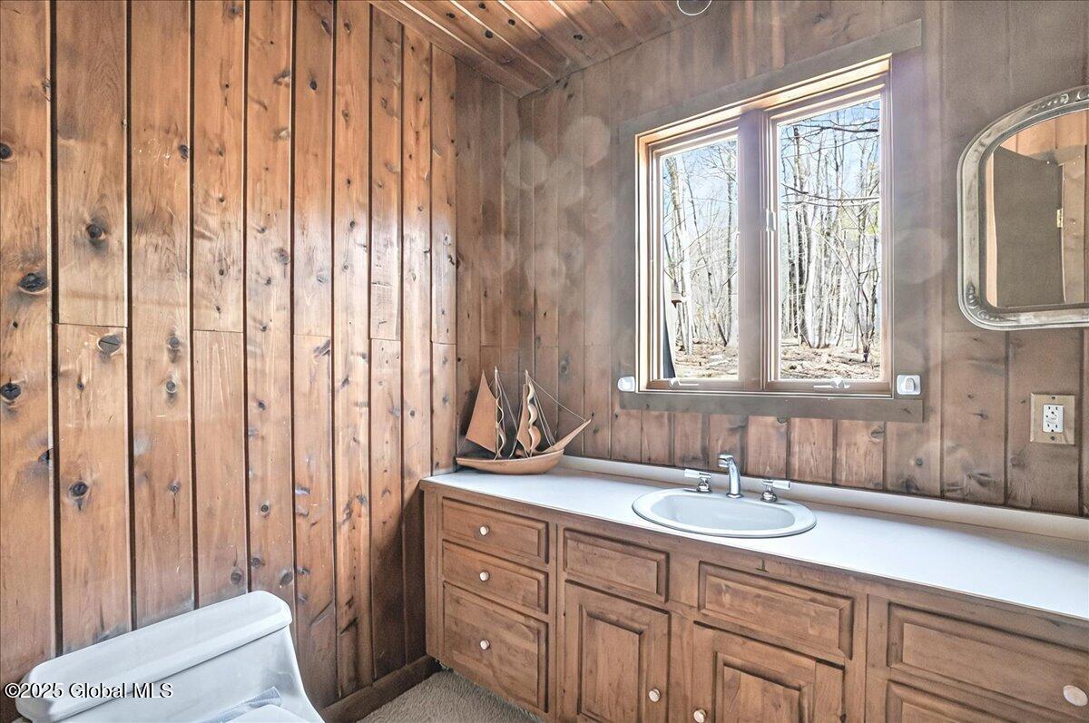 119 Fawn Ridge Way, East Nassau, New York image 24
