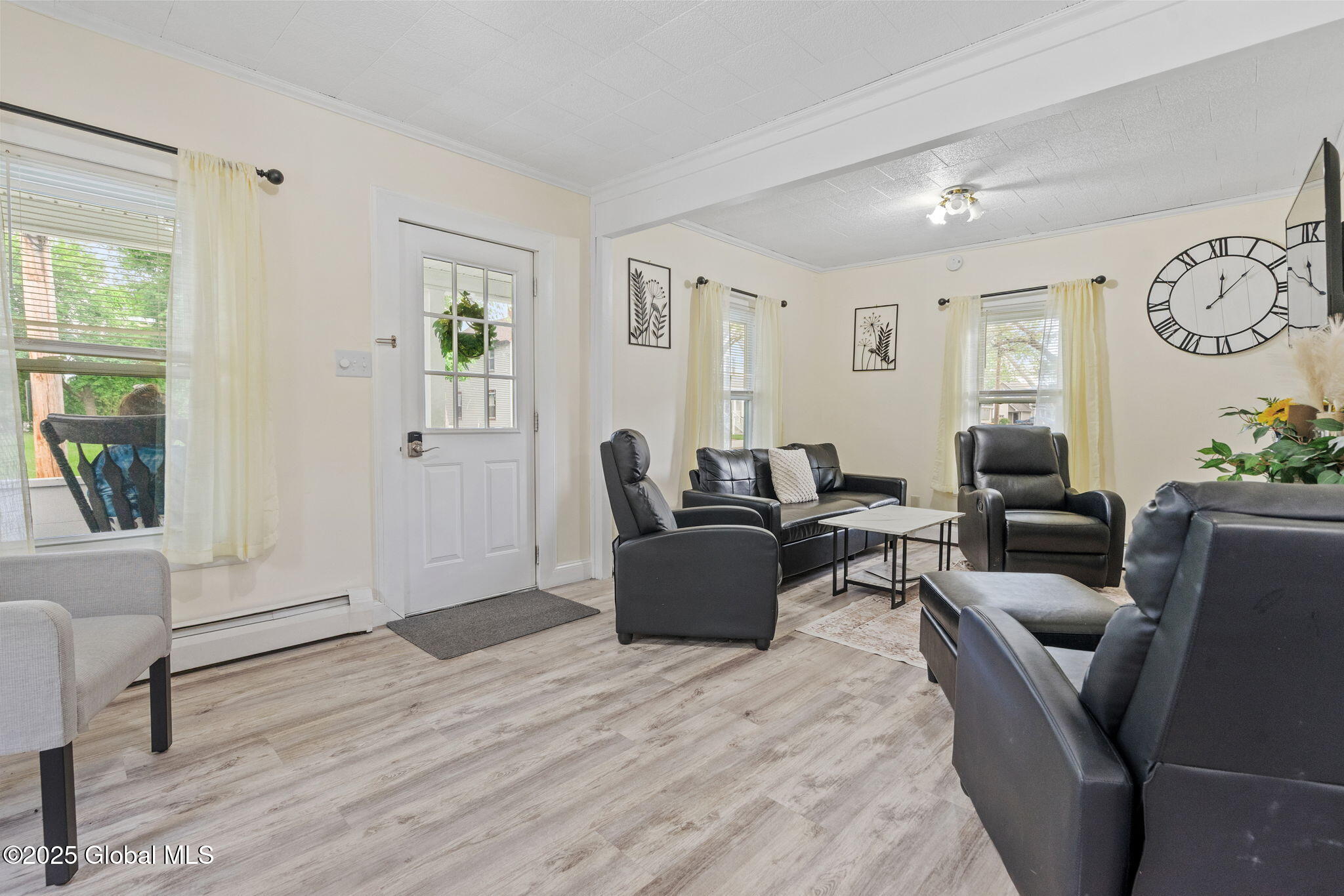 25 Thomson Avenue, Glens Falls, New York image 8