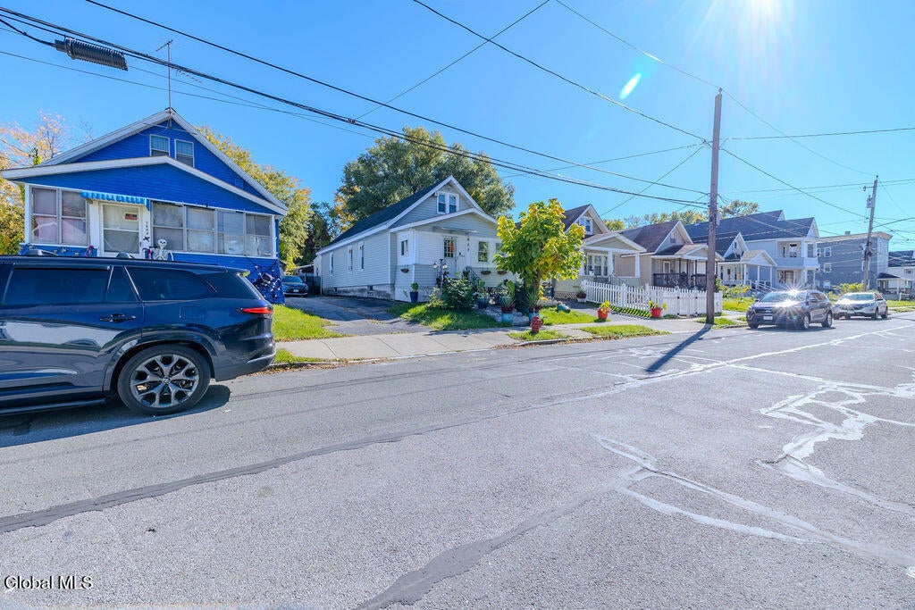 1680 Carrie Street