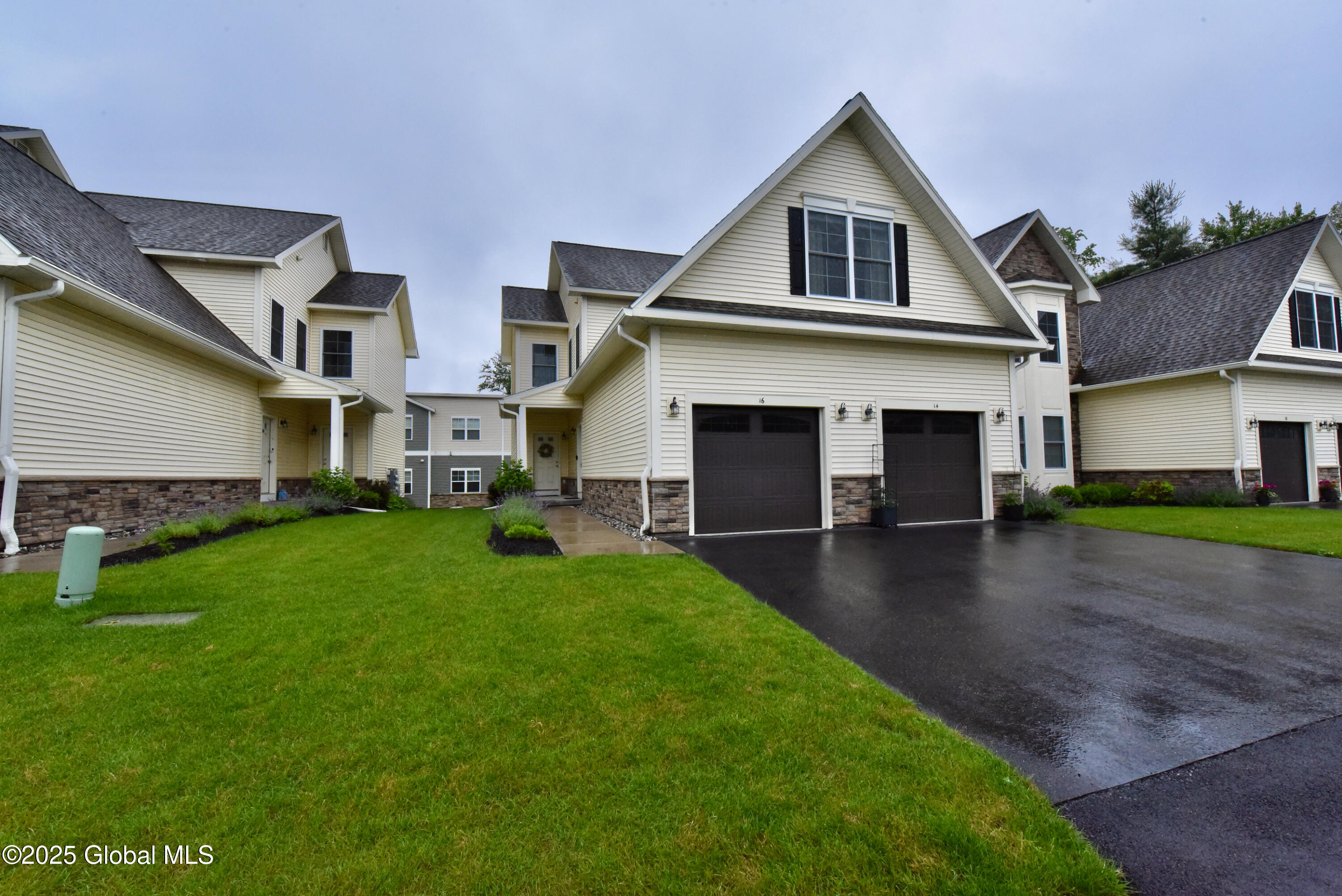 Ballston Spa, New York 12020, United States, 3 Bedrooms Bedrooms, ,2 BathroomsBathrooms,Residential,Active,153952