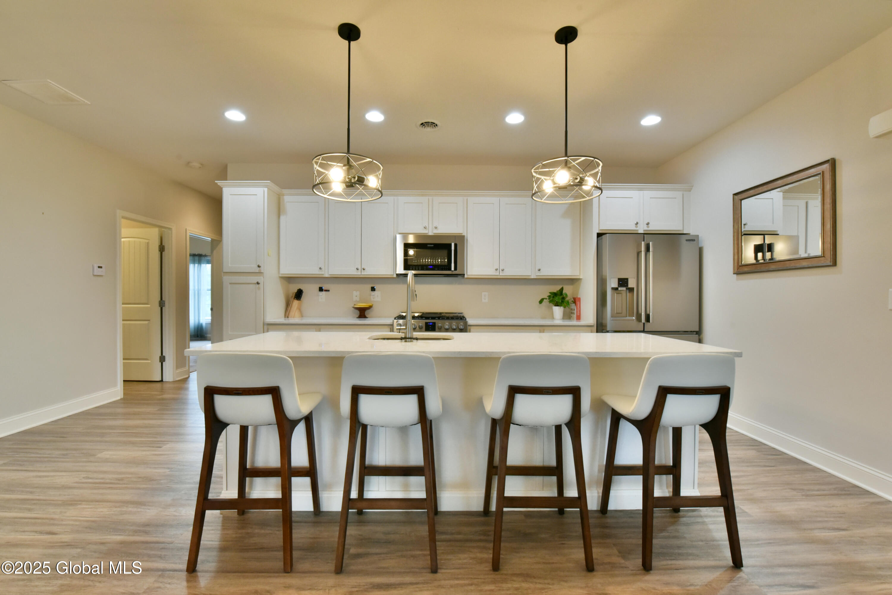 Ballston Spa, New York 12020, United States, 3 Bedrooms Bedrooms, ,2 BathroomsBathrooms,Residential,Active,153952