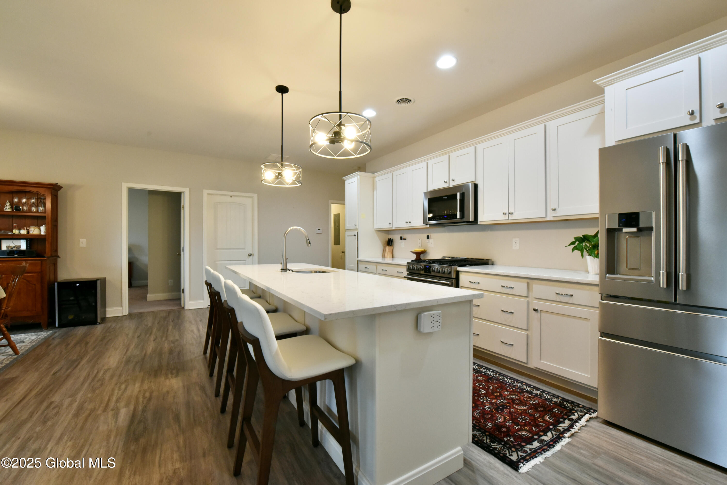 Ballston Spa, New York 12020, United States, 3 Bedrooms Bedrooms, ,2 BathroomsBathrooms,Residential,Active,153952