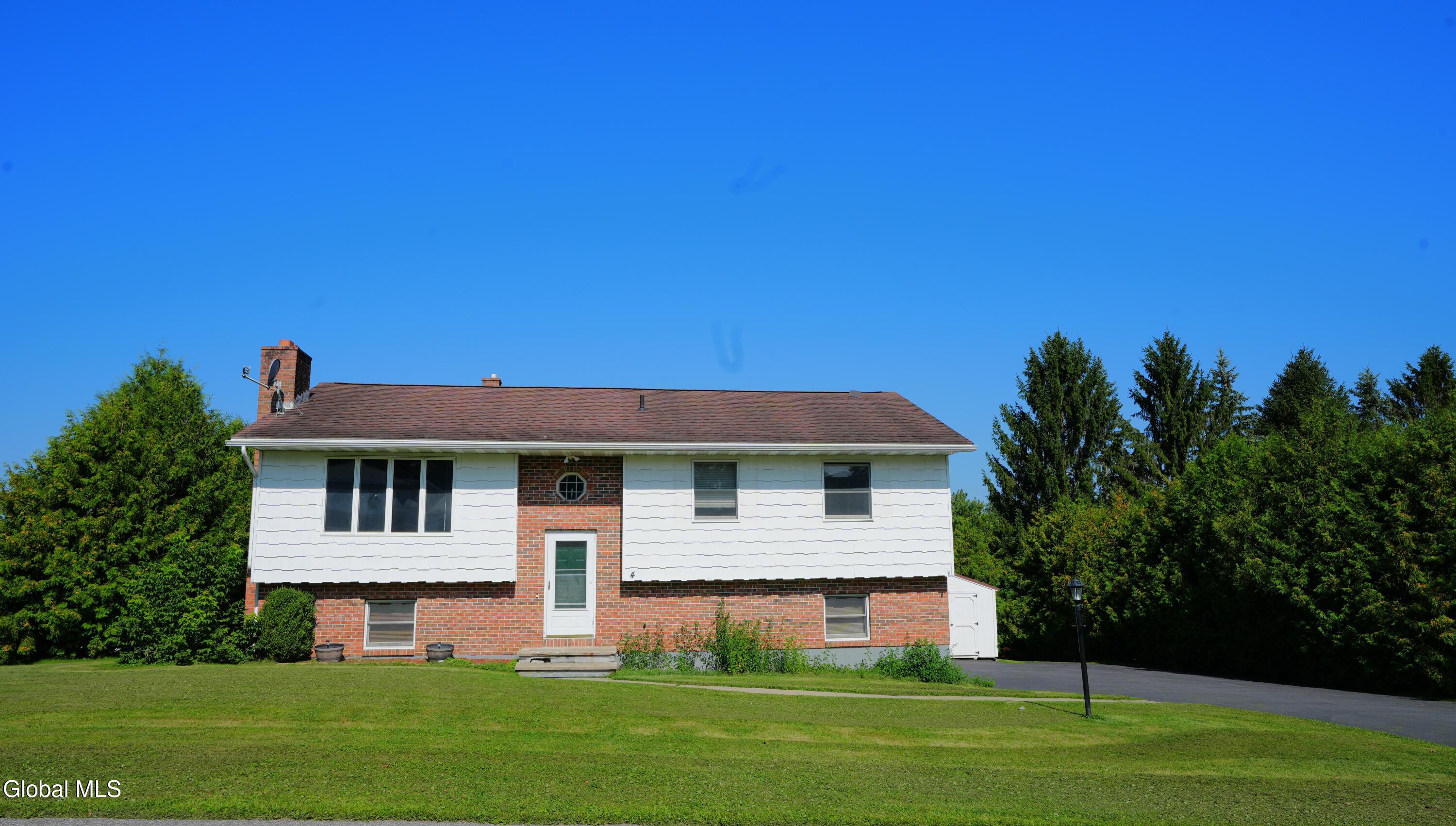 4 Sylvia Lane