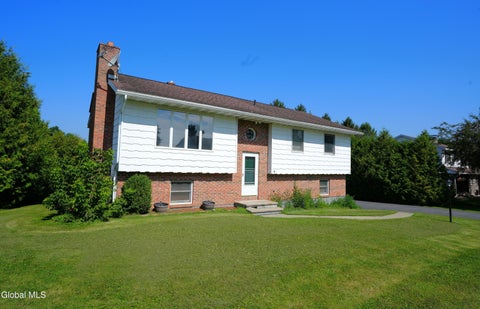 Photo of 4 Sylvia Lane, Amsterdam, NY 12010 (MLS # 202624619)