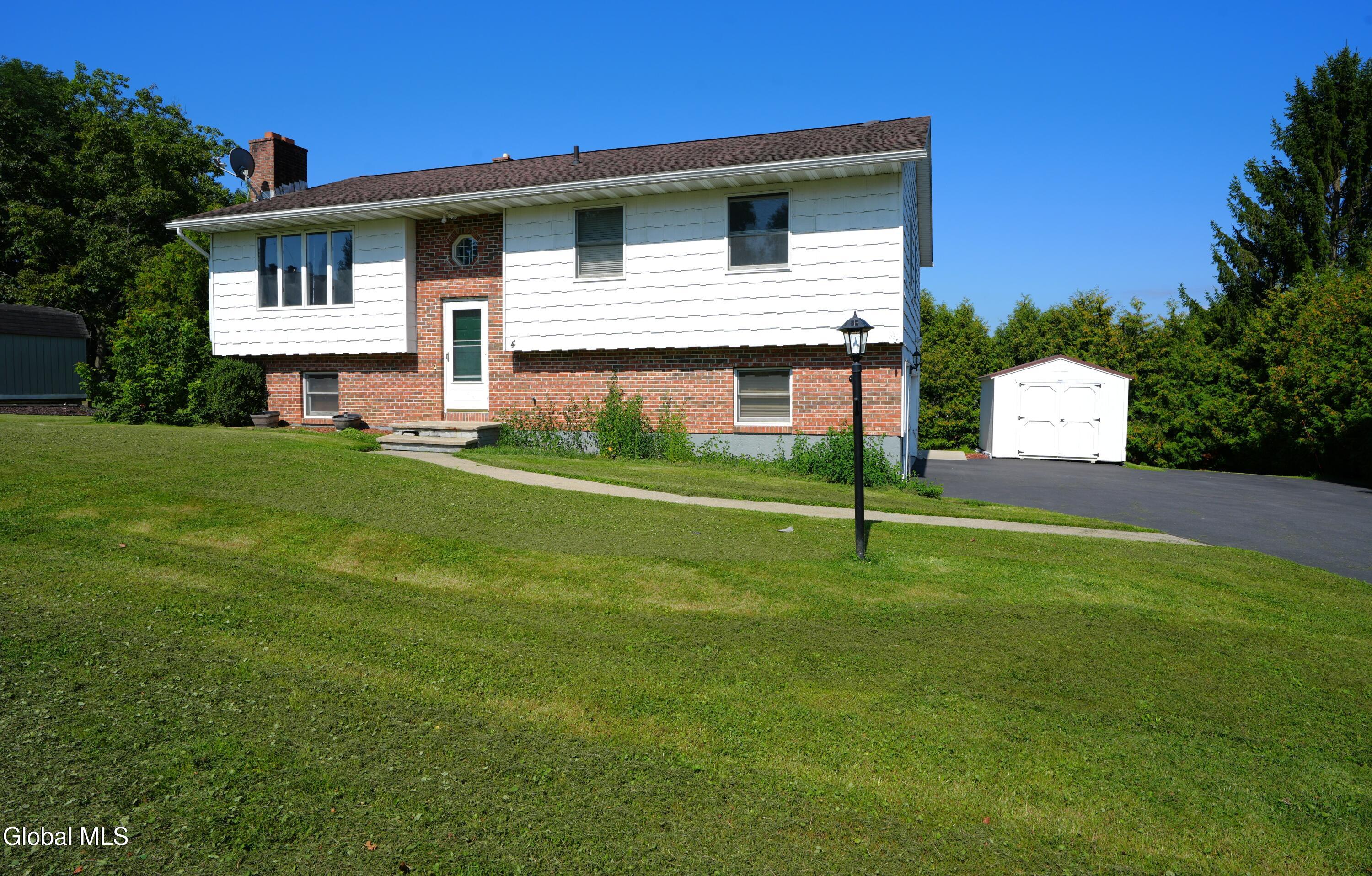 4 Sylvia Lane