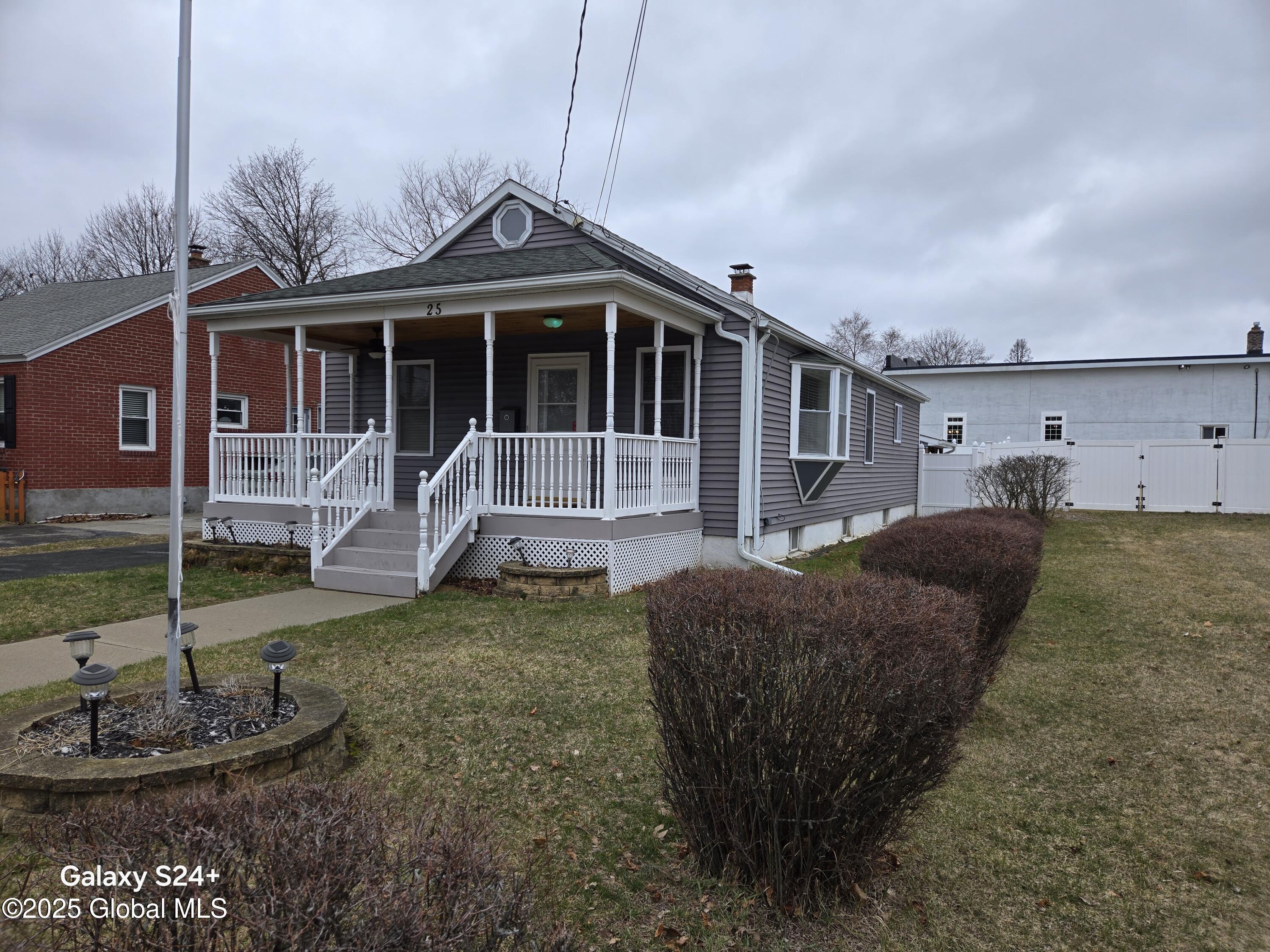 25 Highland Avenue, Colonie, New York image 1