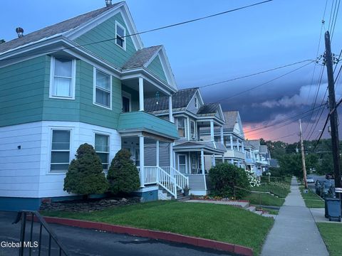 Photo of 1410 Stanford Street #A, Schenectady, NY 12308 (MLS # 202611358)