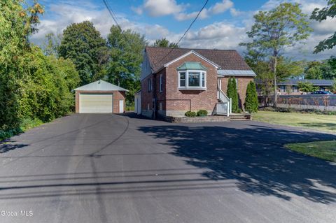 Photo of 34 Russell Road, Colonie, NY 12205 (MLS # 202525422)