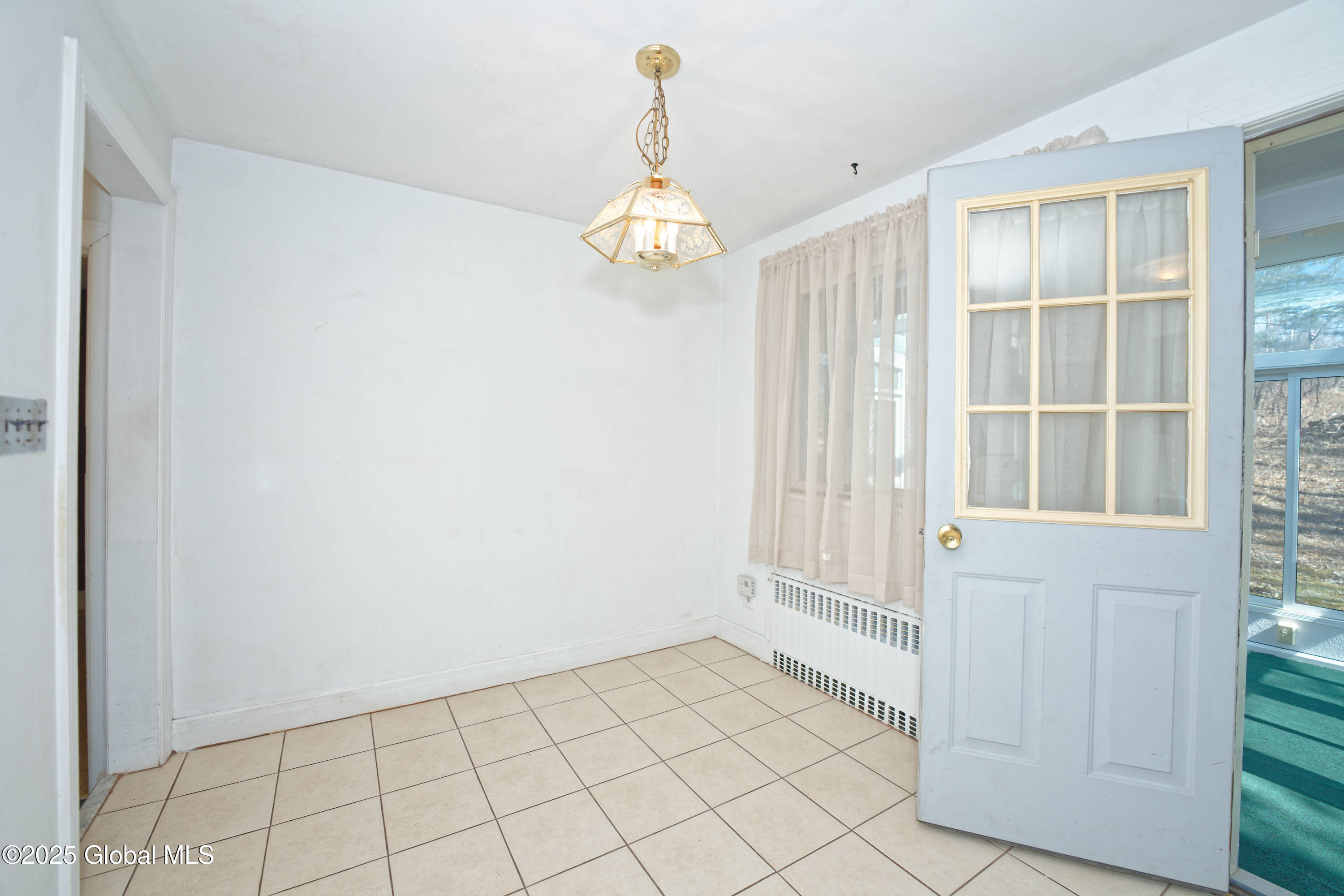 7 Forrest Drive, Rensselaer, New York image 12
