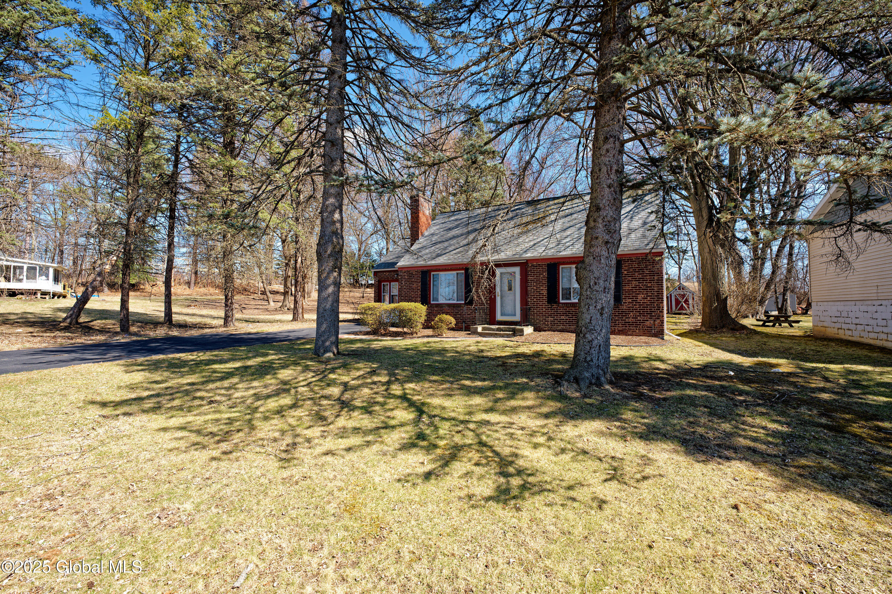 7 Forrest Drive, Rensselaer, New York image 2