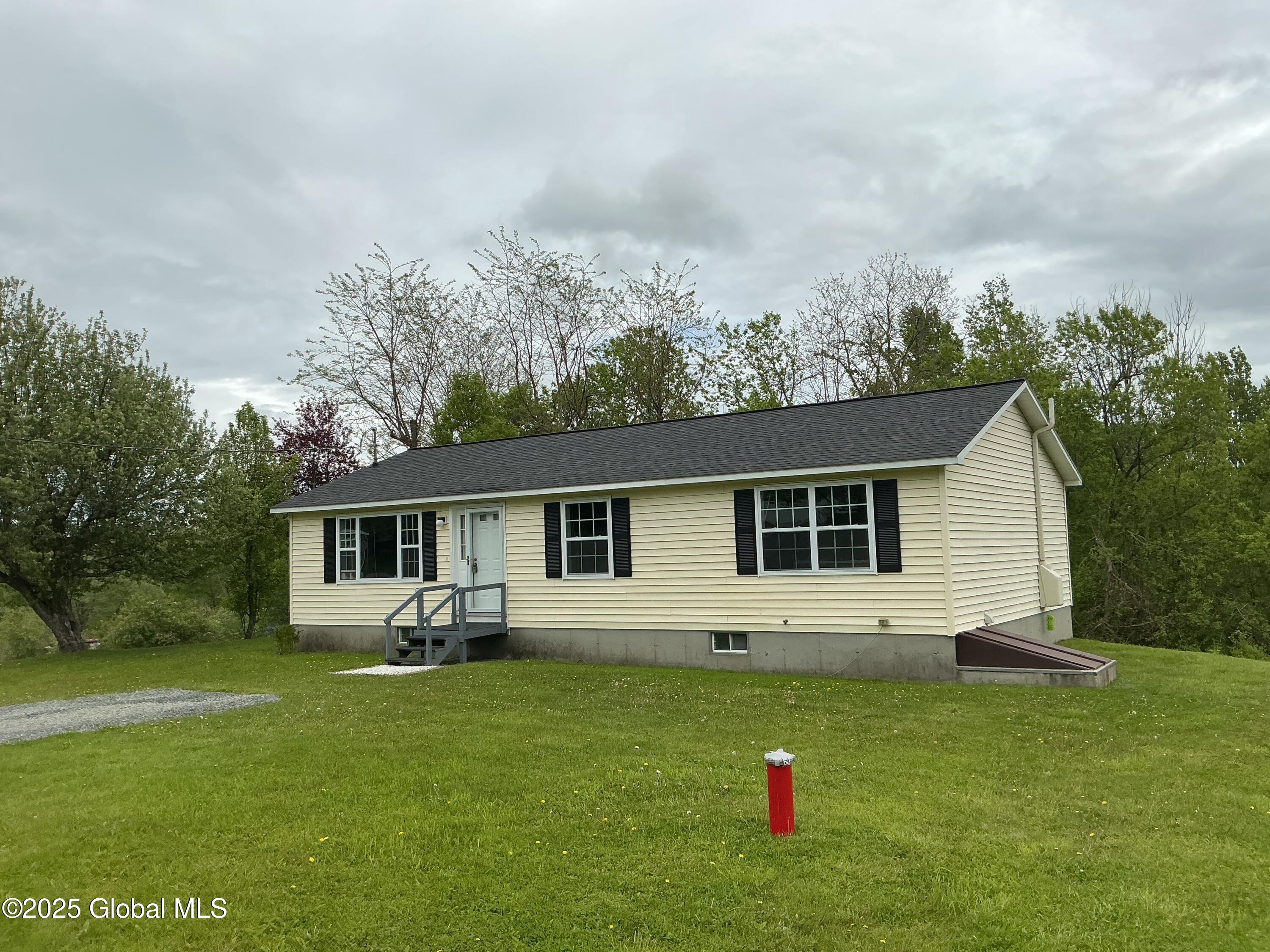 126 Hillside Road, Pattersonville, New York image 2