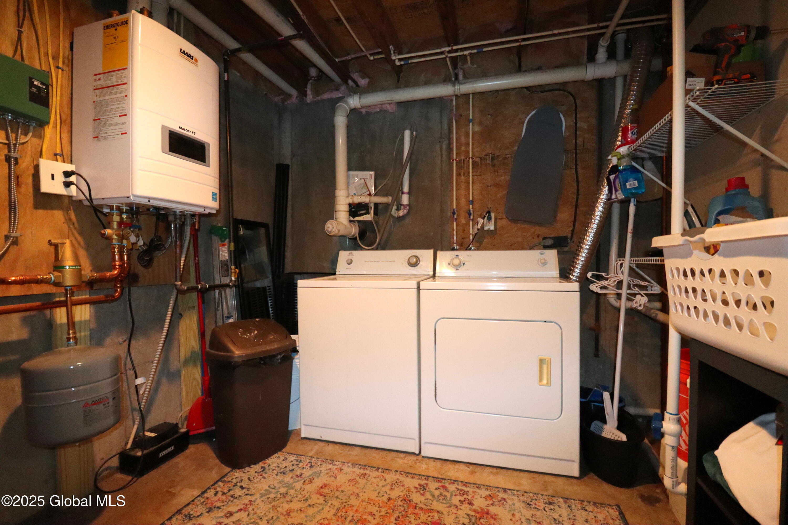 61 Rhode Island Avenue, Queensbury, New York image 31
