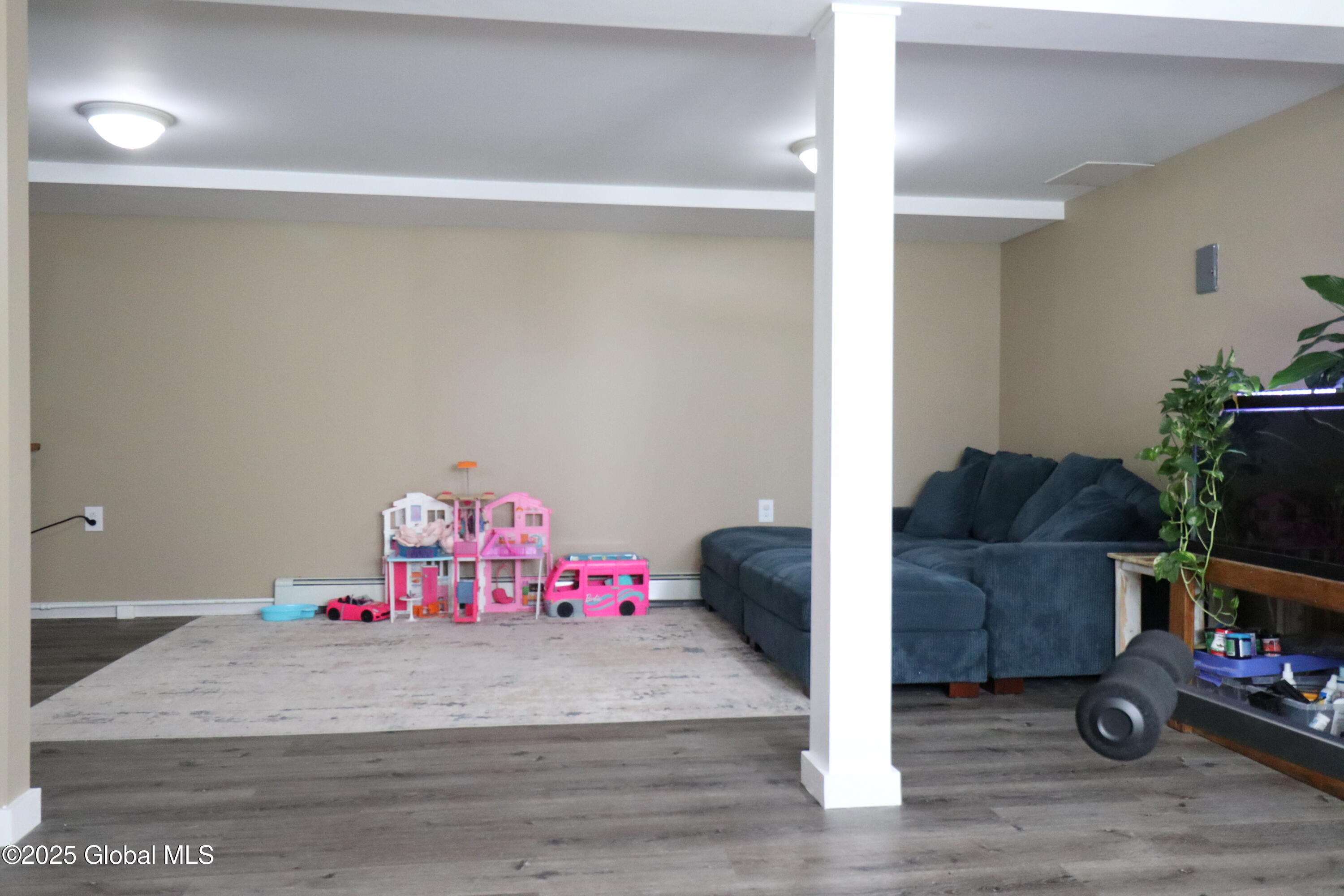 61 Rhode Island Avenue, Queensbury, New York image 23