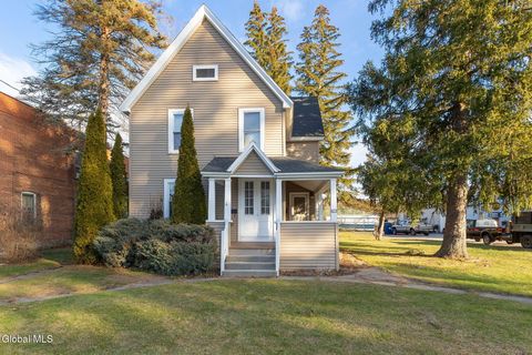 Multifamily For Sale - 180 Main Street<br/> Hoosick Falls, NY 12090