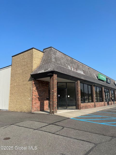 Photo of 30 Saratoga Avenue, Waterford, NY 12188 (MLS # 202517543) Photo of 30 Saratoga Avenue, Waterford, NY 12188 (MLS # 202517543)