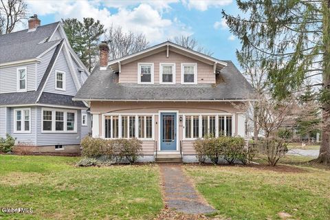 Photo of 2100 Grand Boulevard, Schenectady, NY 12309 (MLS # 202614630)