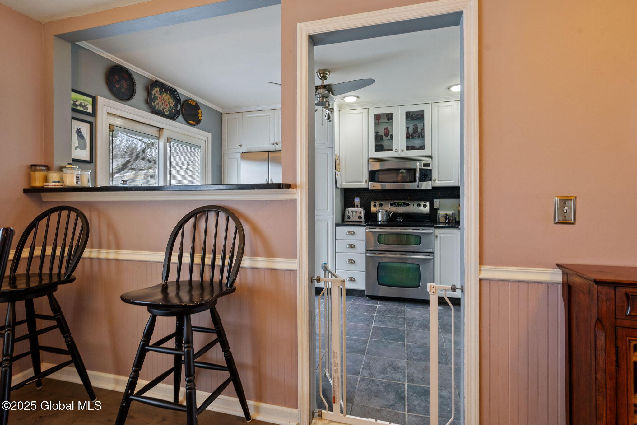 1006 S Rockport Court, East Greenbush, New York image 7