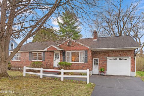 Photo of 515 Beacon Street, Glenville, NY 12302 (MLS # 202615197)