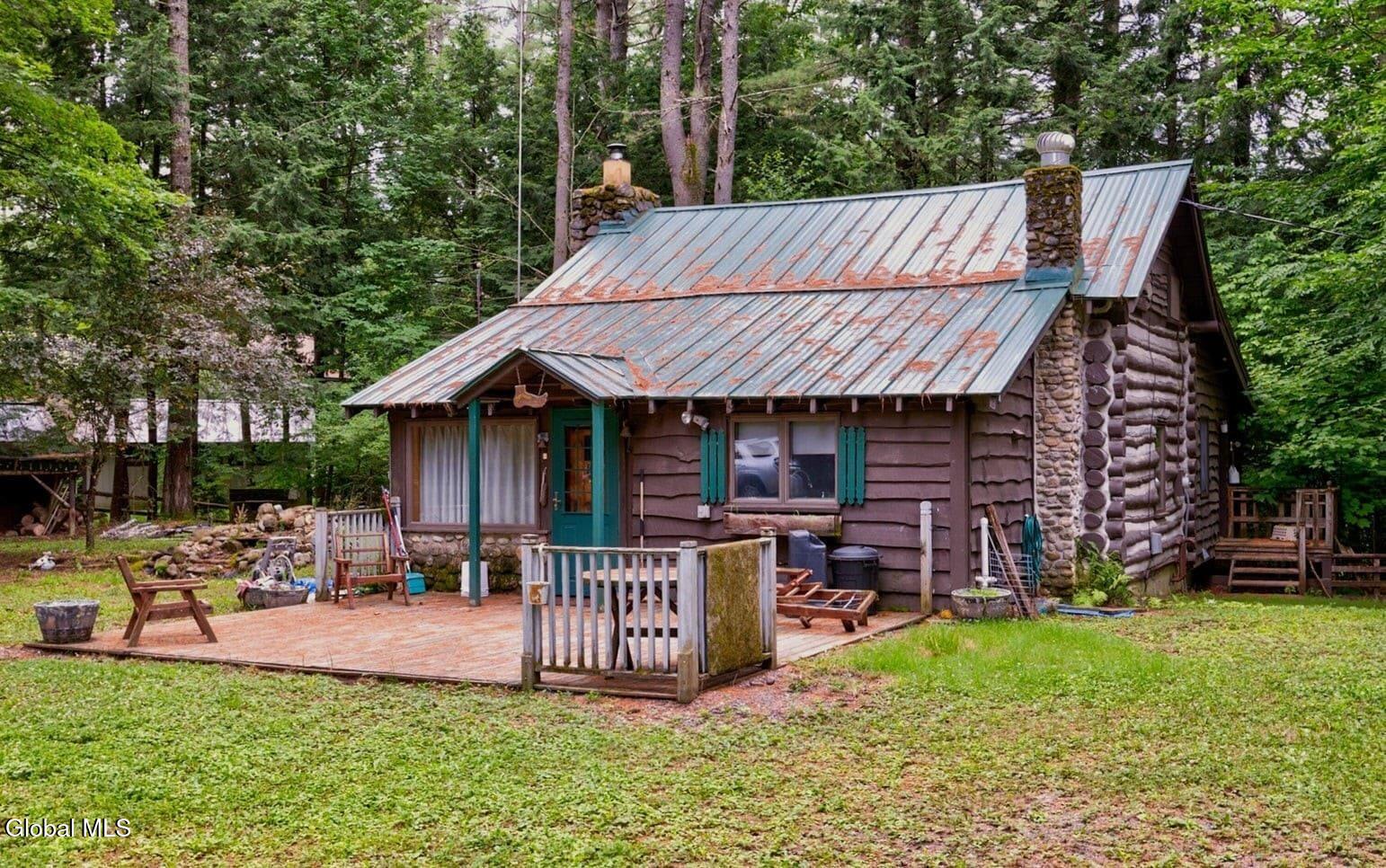 33 Chuckwagon Trail