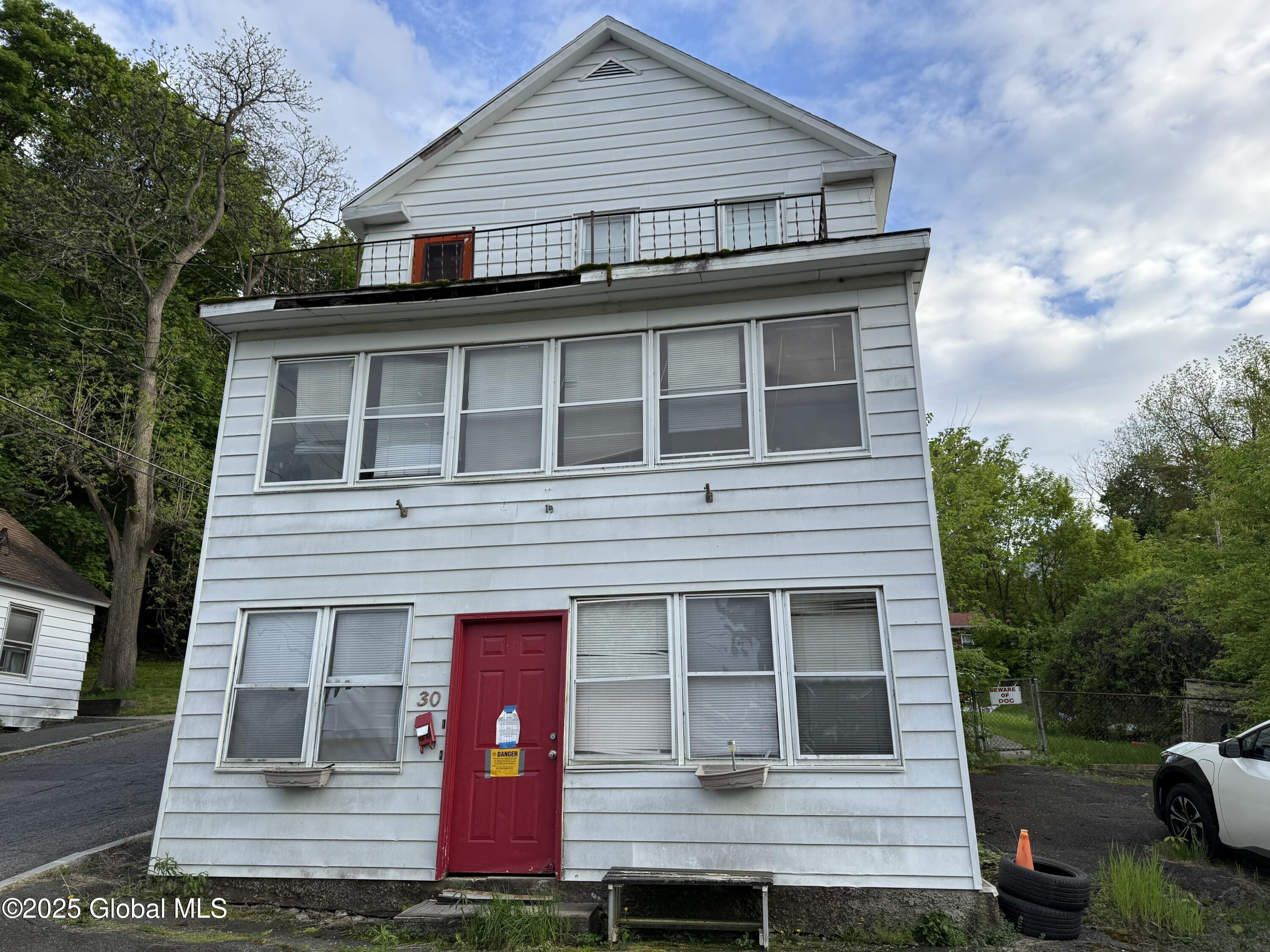 Listing image 6