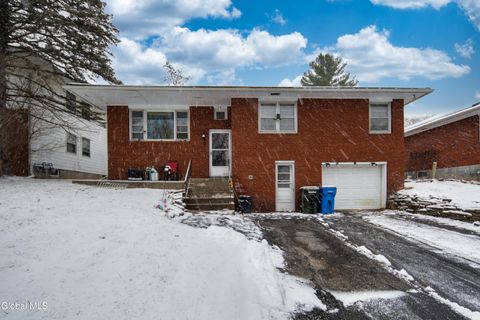Photo of 78 Hackett Boulevard, Albany, NY 12209 (MLS # 202612197)