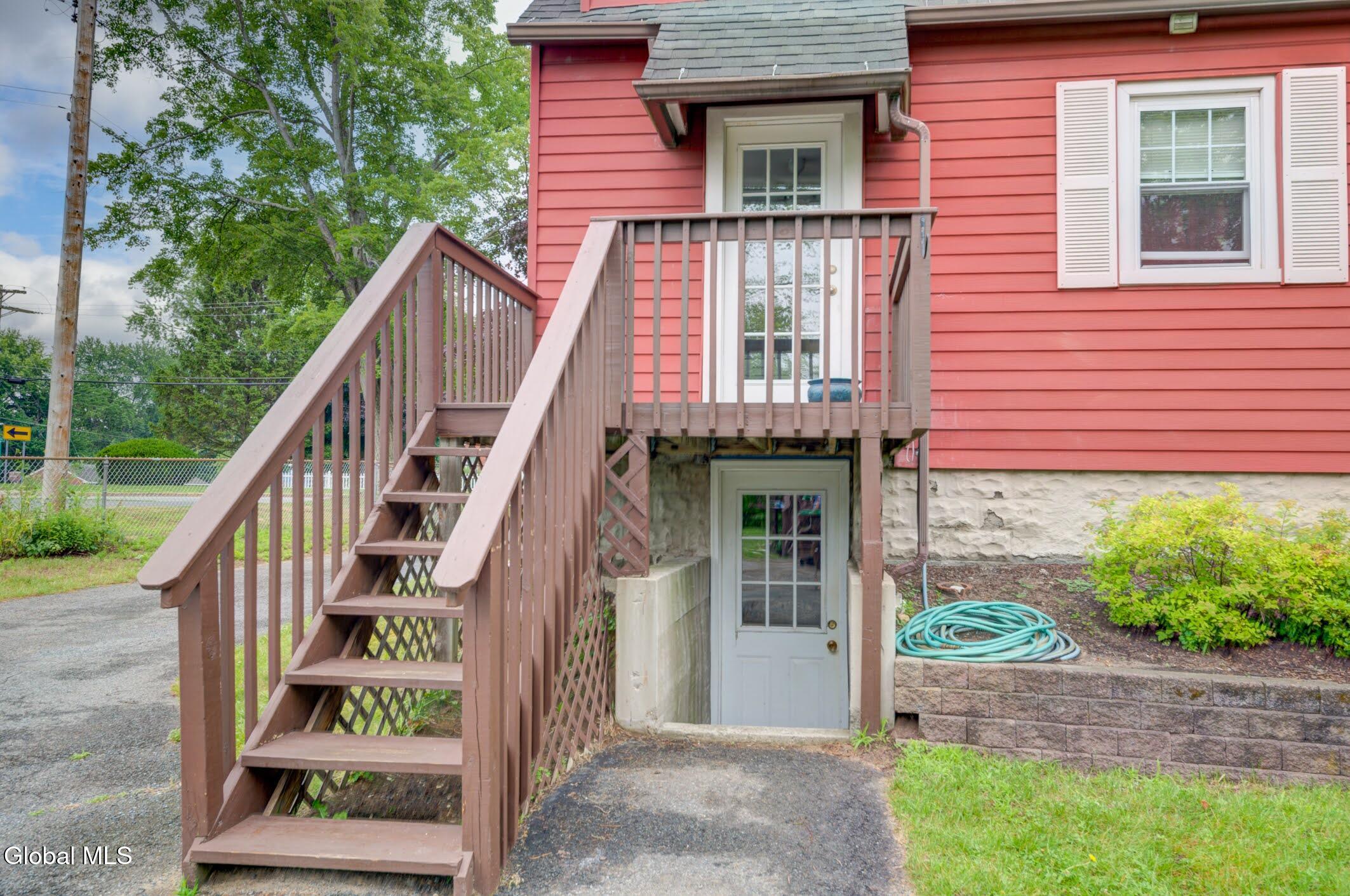 221 Schoolhouse Road