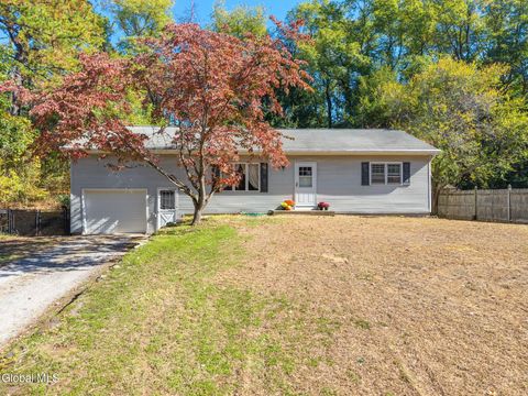Photo of 1326 Kings Road, Schenectady, NY 12303 (MLS # 202527715)