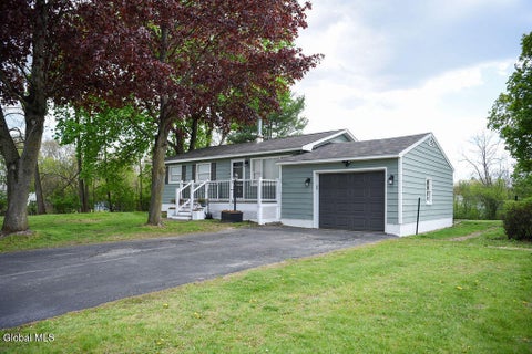 Homes For Sale - 3 Uncas Drive<br/> Glenville, NY 12302