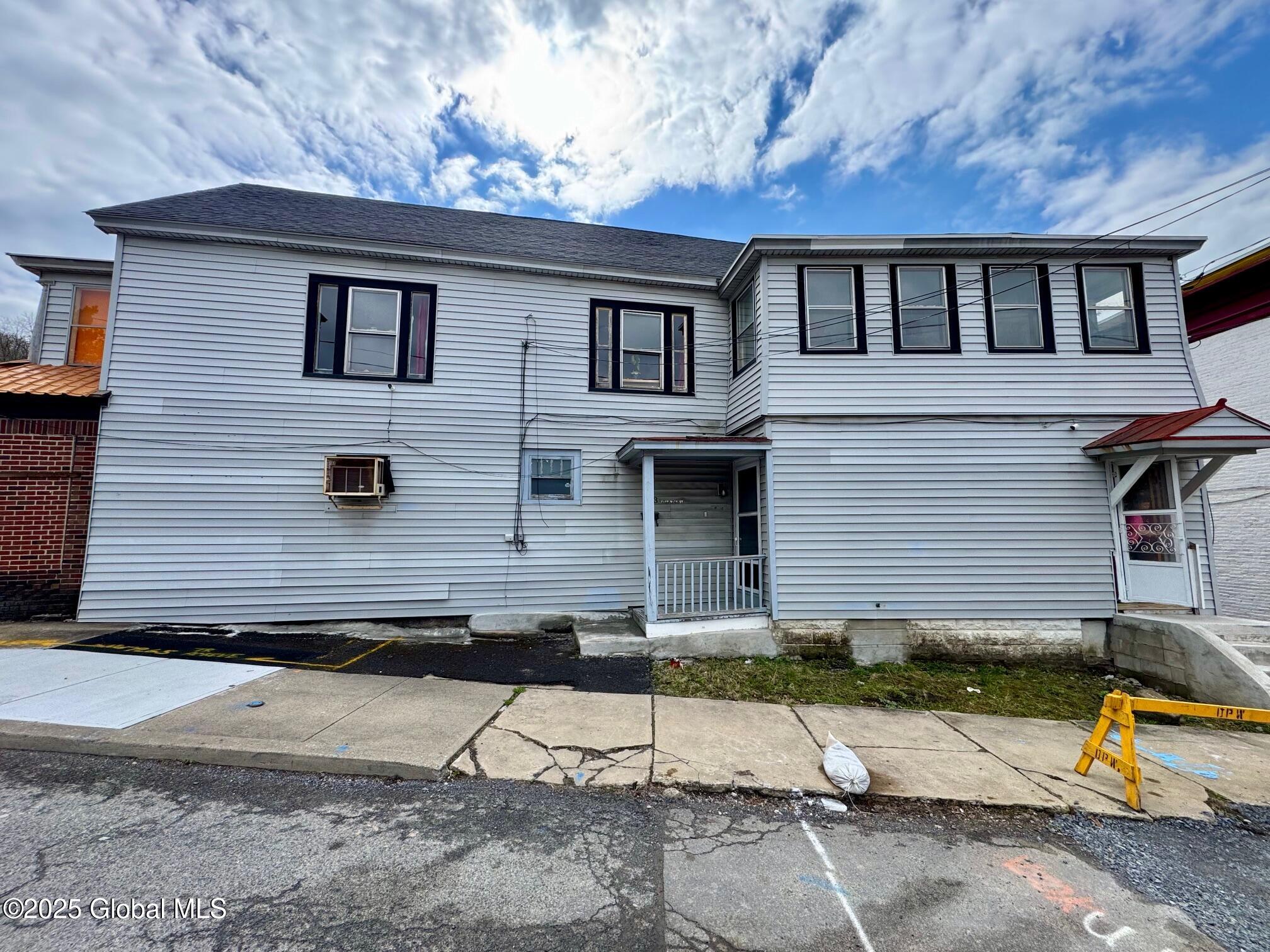 283 E Main Street, Amsterdam, New York image 3