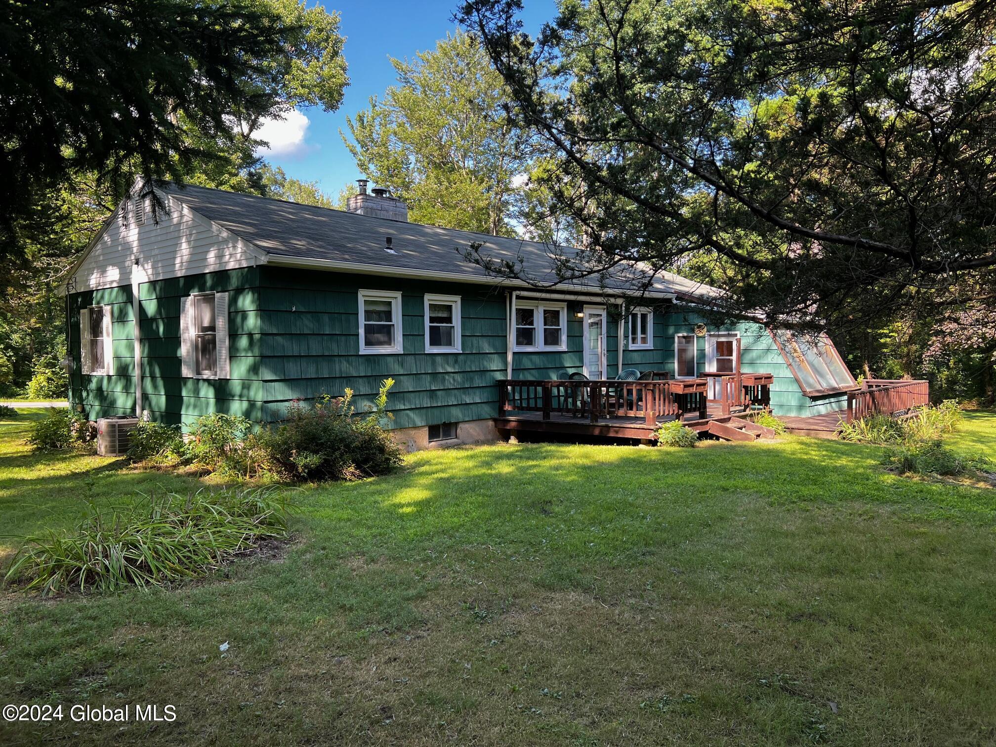 94 Dubois Lane, Rexford, New York image 3