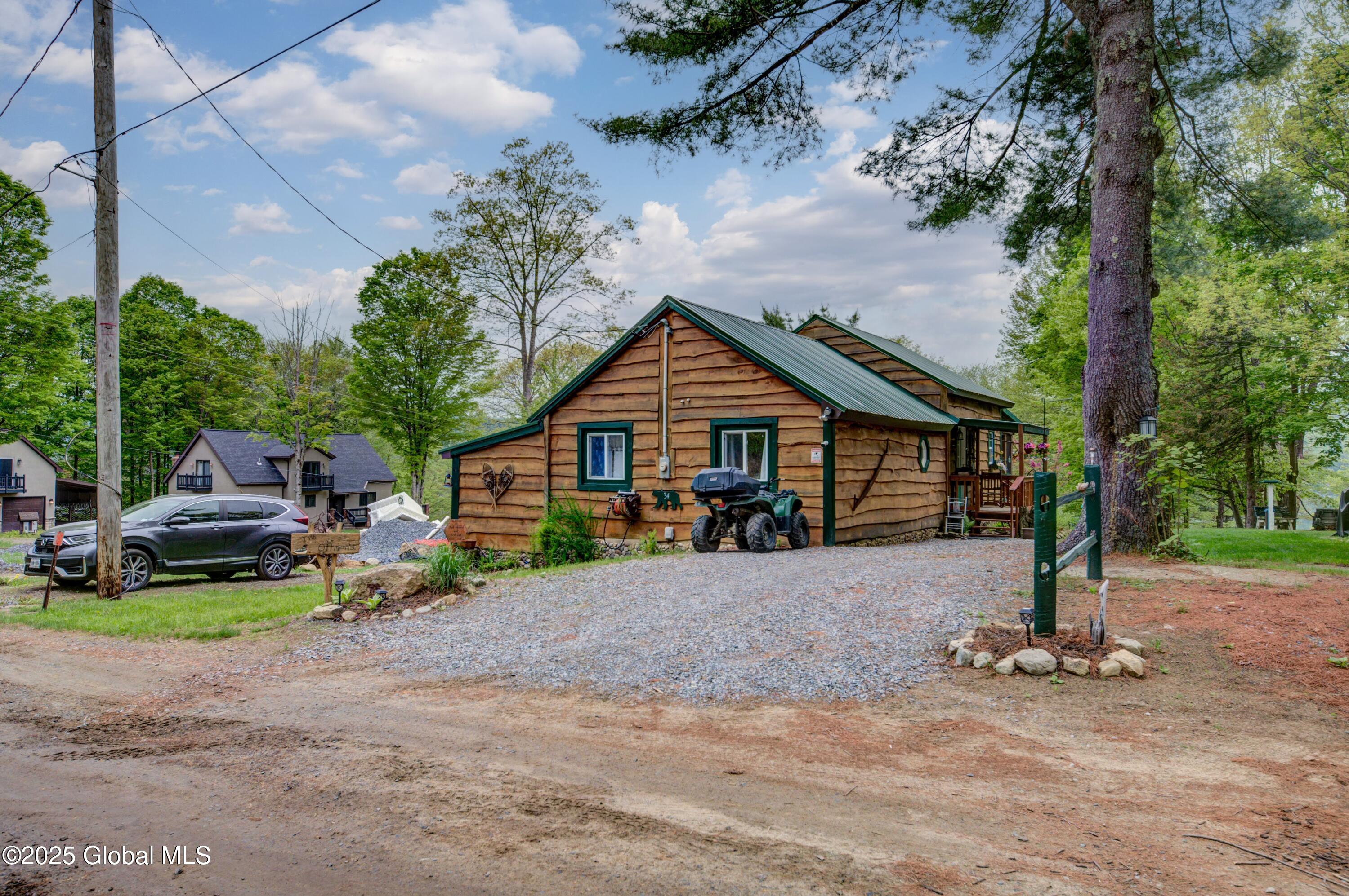 34 Rosebloom Road, Hadley, New York image 4
