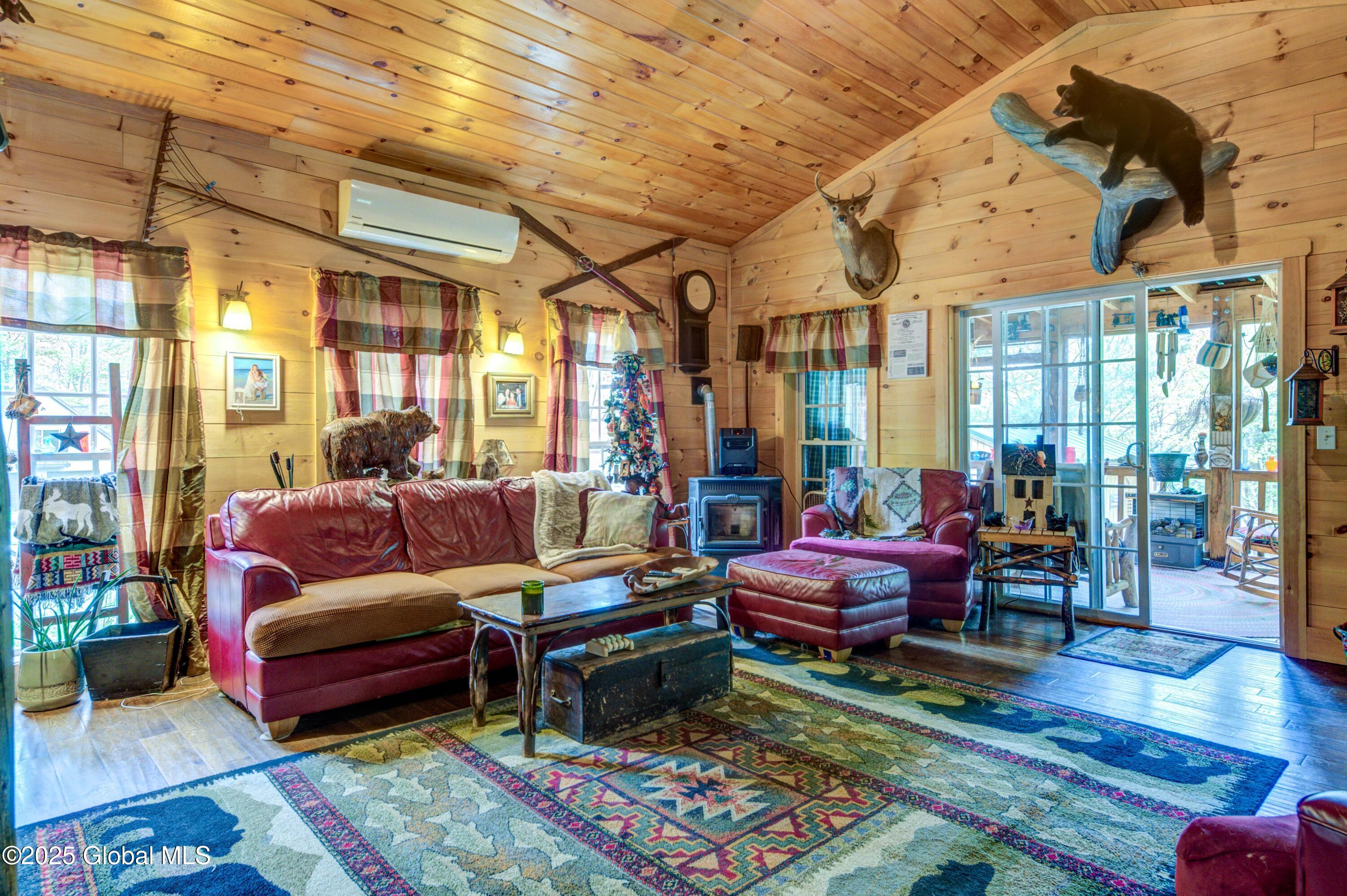 34 Rosebloom Road, Hadley, New York image 5