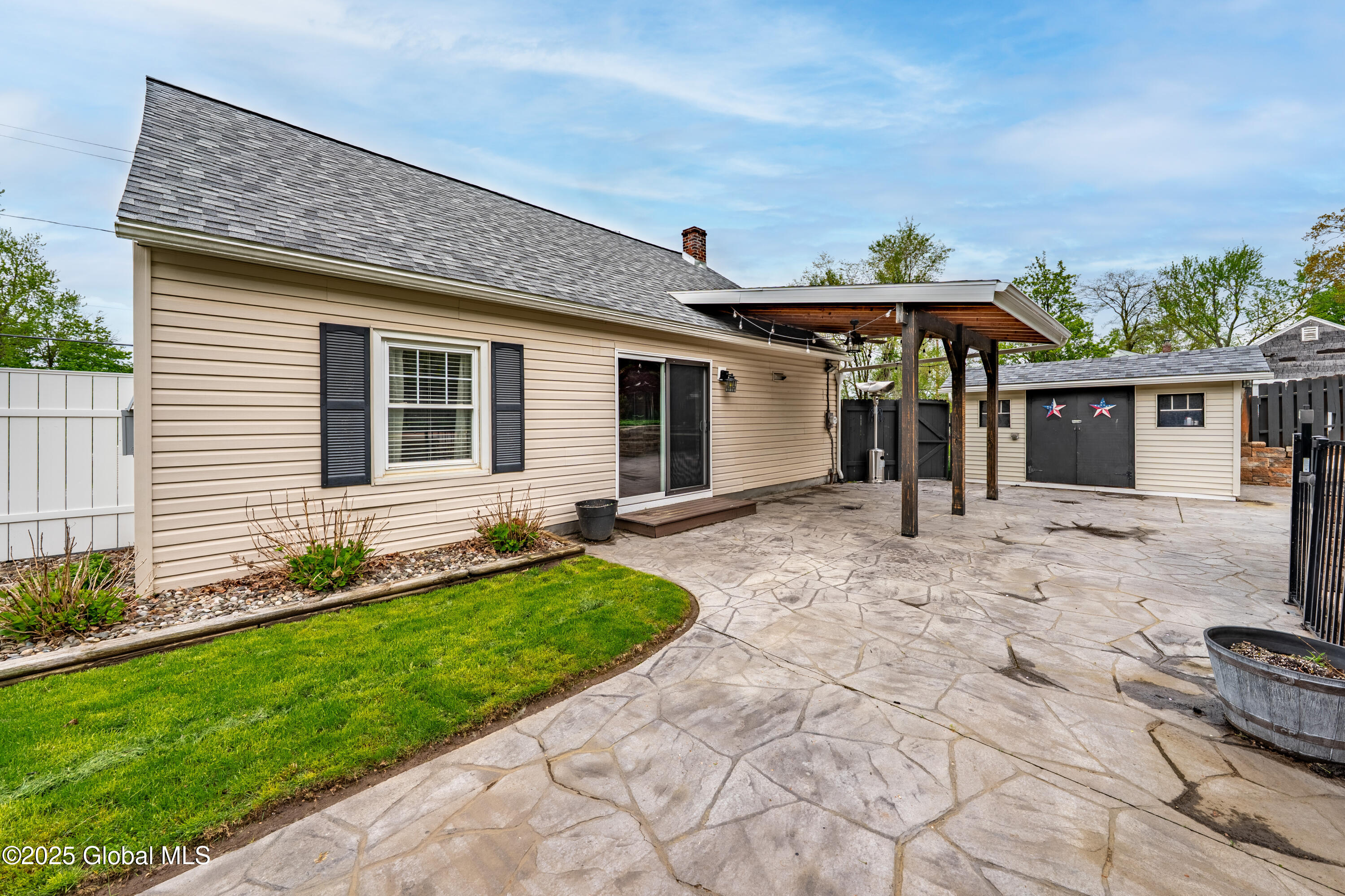 265 Summit Avenue, Rensselaer, New York image 8