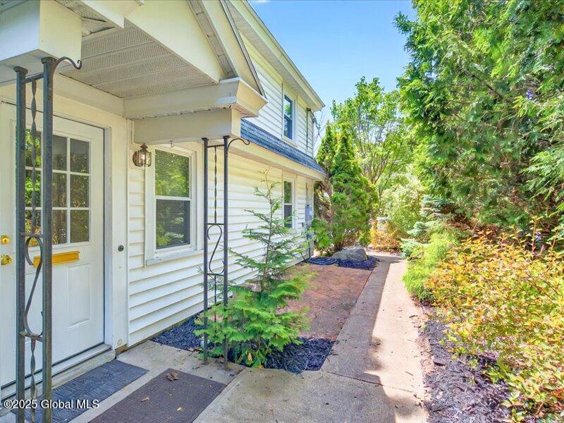 2 Van Rensselaer Street, Saratoga Springs, New York image 1