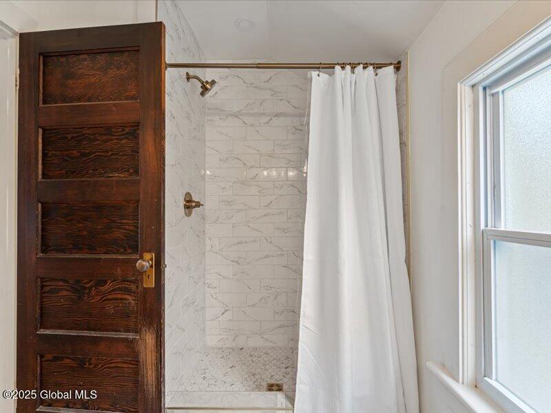 2 Van Rensselaer Street, Saratoga Springs, New York image 7