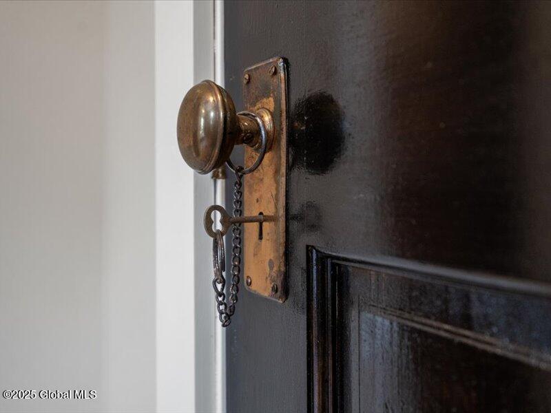 2 Van Rensselaer Street, Saratoga Springs, New York image 16