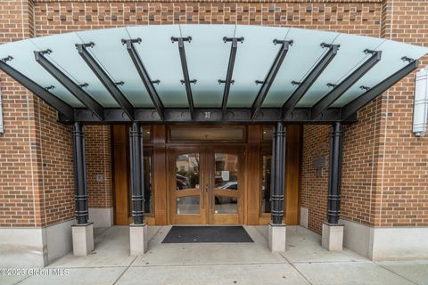 Photo of 37 Henry Street #APT 401, Saratoga Springs, NY 12866 (MLS # 202612751)