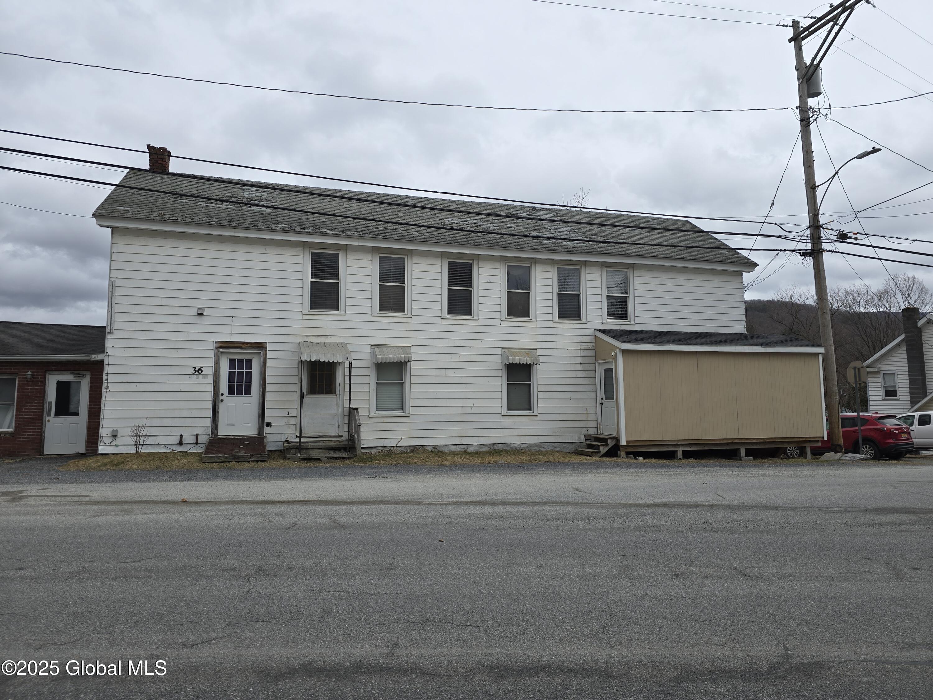 Petersburgh, New York 12138, United States, 5 Bedrooms Bedrooms, ,3 BathroomsBathrooms,Residential,Active,90884