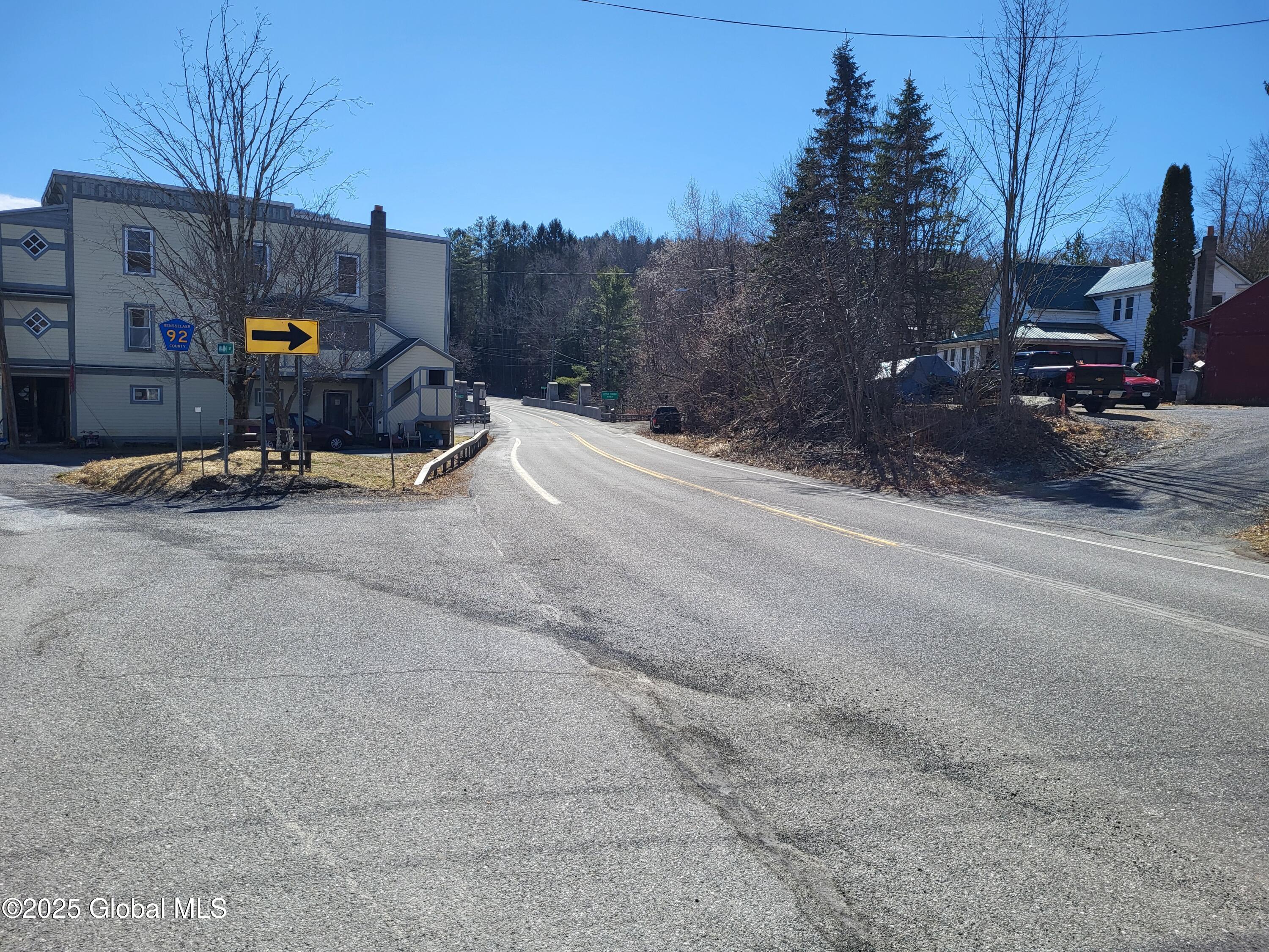 Petersburgh, New York 12138, United States, 5 Bedrooms Bedrooms, ,3 BathroomsBathrooms,Residential,Active,90884