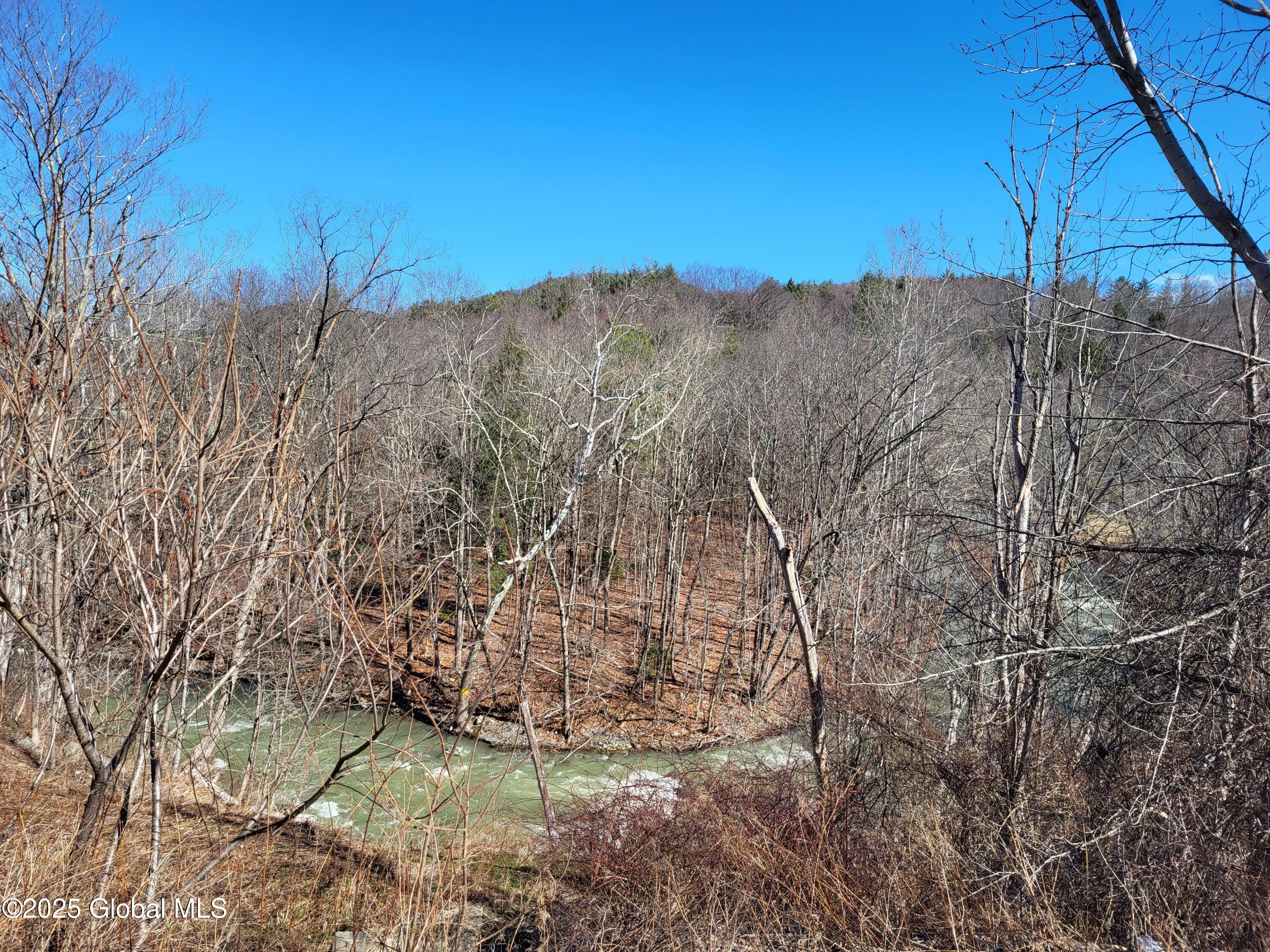 Petersburgh, New York 12138, United States, 5 Bedrooms Bedrooms, ,3 BathroomsBathrooms,Residential,Active,90884