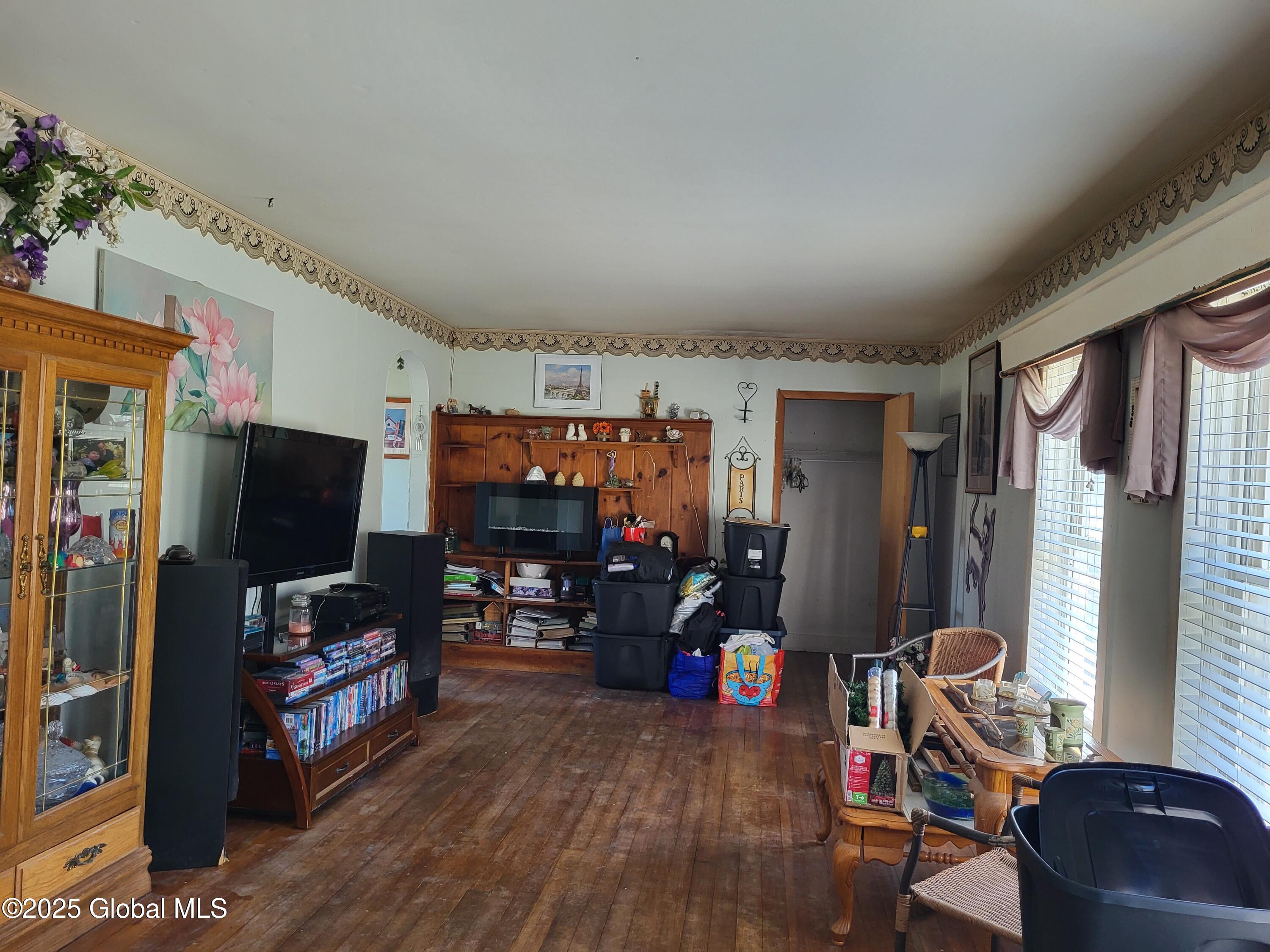 Petersburgh, New York 12138, United States, 5 Bedrooms Bedrooms, ,3 BathroomsBathrooms,Residential,Active,90884