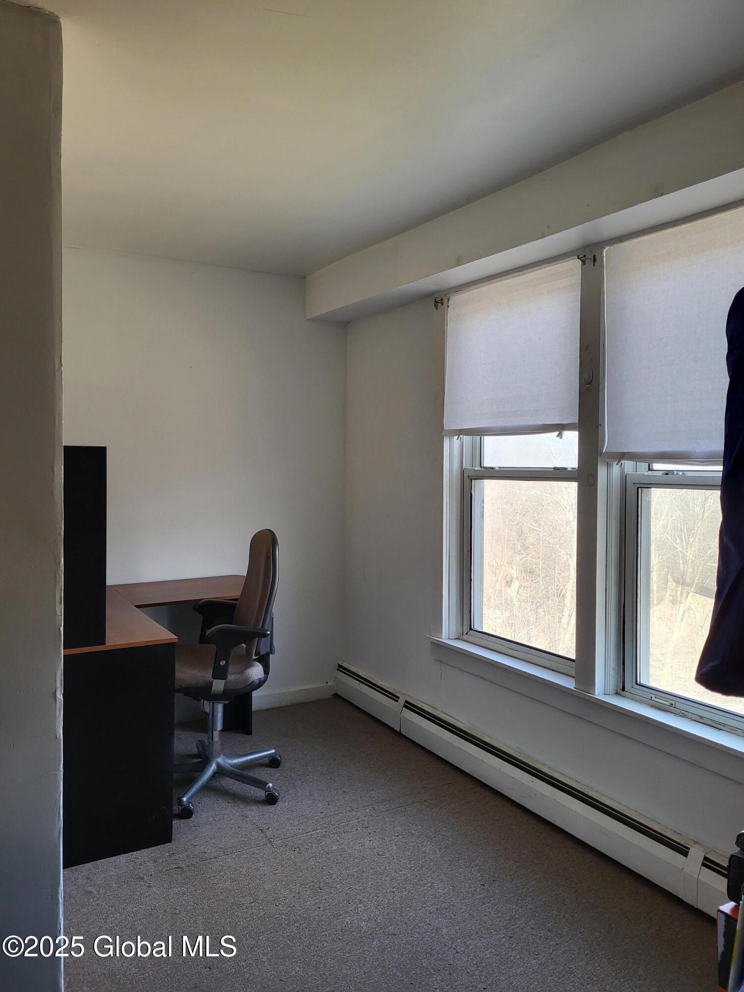 Petersburgh, New York 12138, United States, 5 Bedrooms Bedrooms, ,3 BathroomsBathrooms,Residential,Active,90884