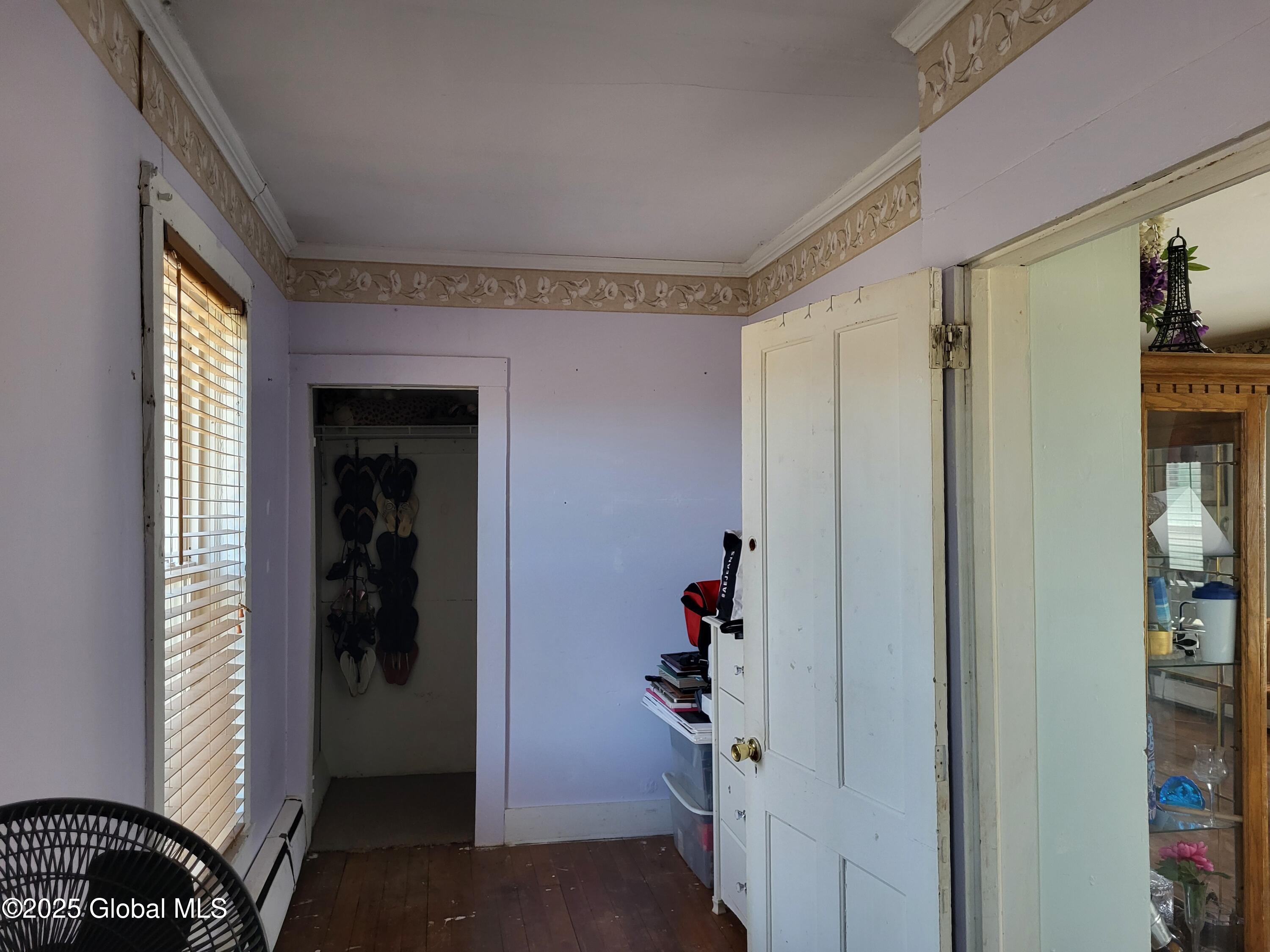 Petersburgh, New York 12138, United States, 5 Bedrooms Bedrooms, ,3 BathroomsBathrooms,Residential,Active,90884