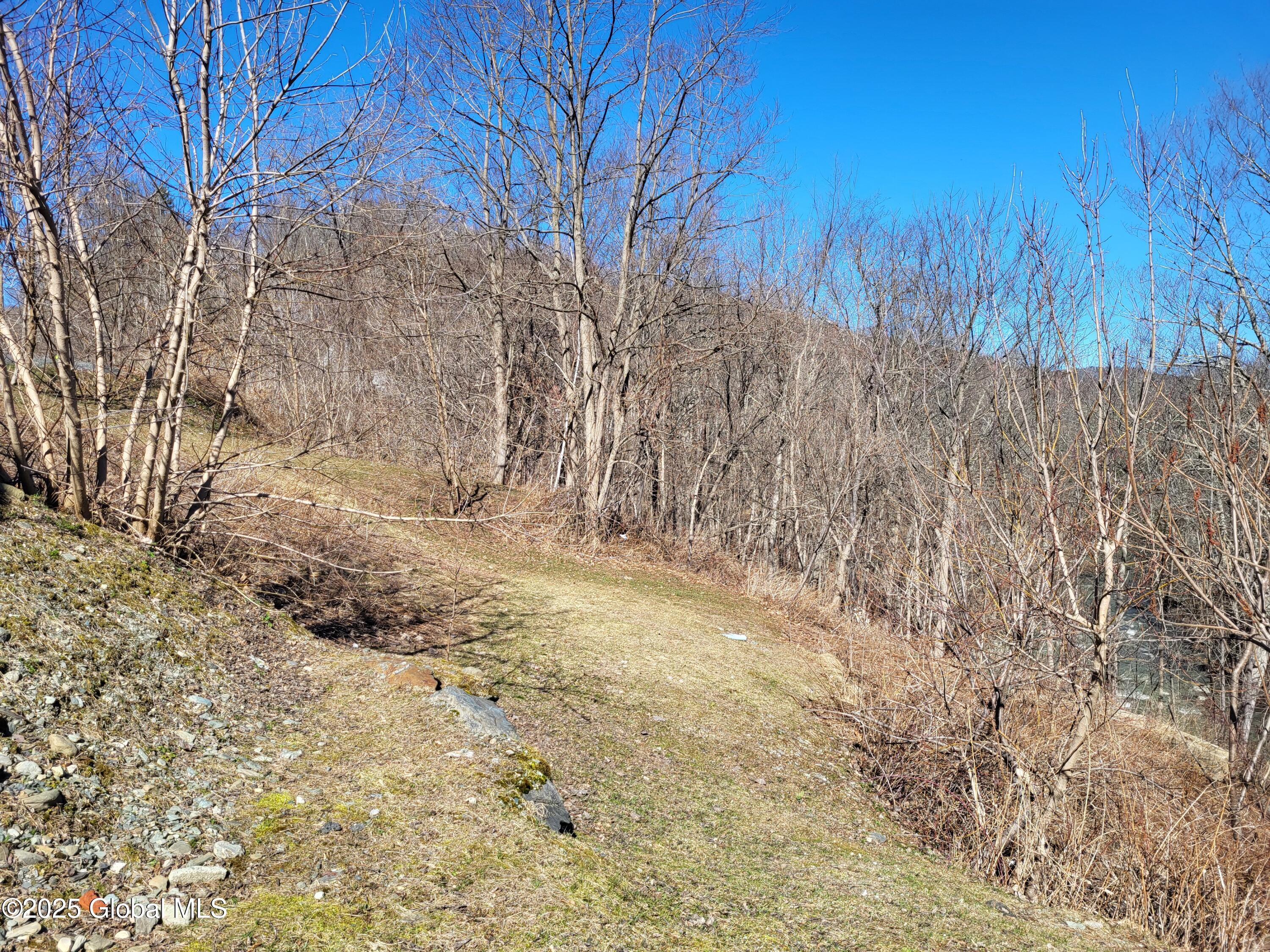 Petersburgh, New York 12138, United States, 5 Bedrooms Bedrooms, ,3 BathroomsBathrooms,Residential,Active,90884