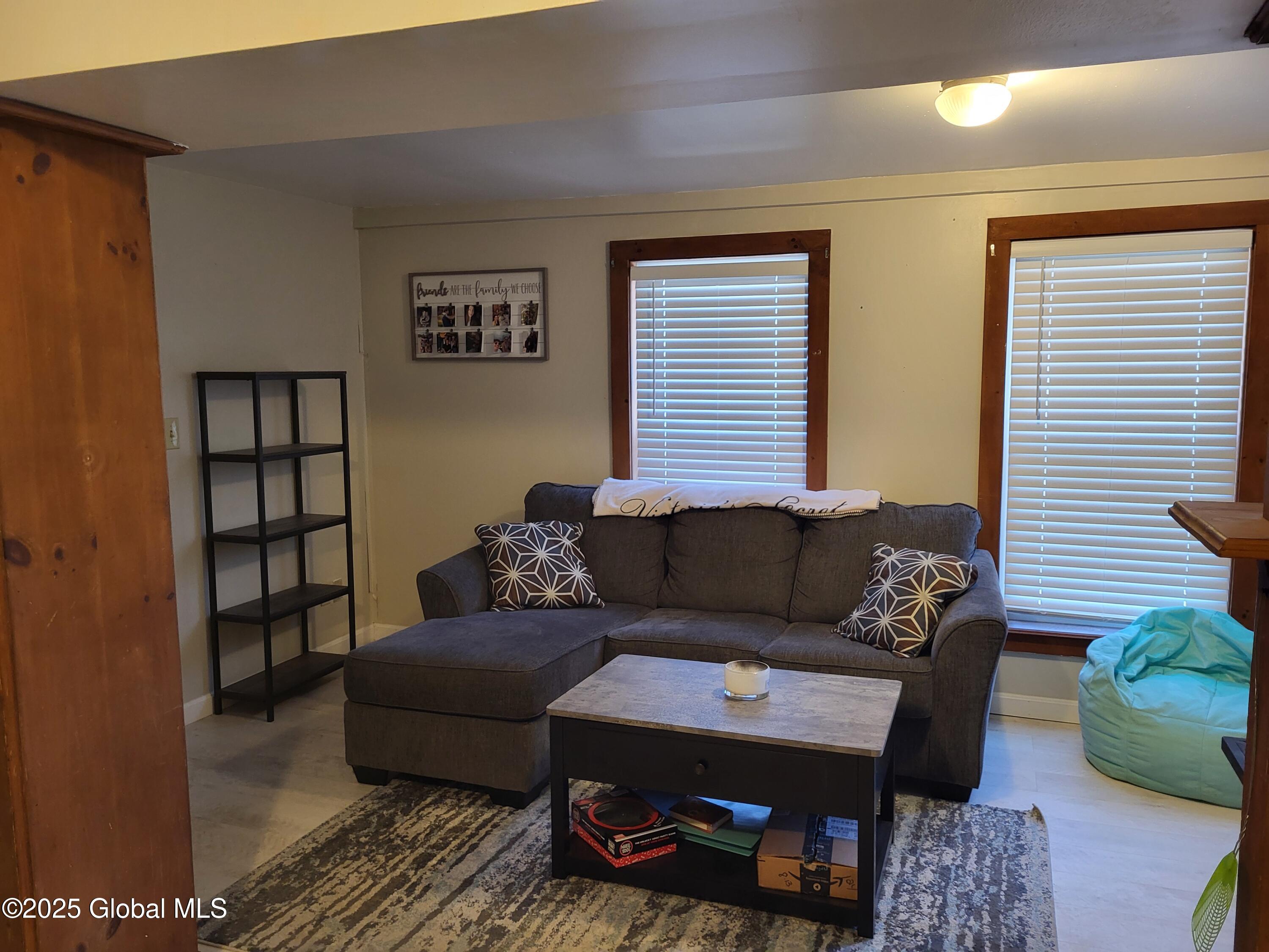 Petersburgh, New York 12138, United States, 5 Bedrooms Bedrooms, ,3 BathroomsBathrooms,Residential,Active,90884