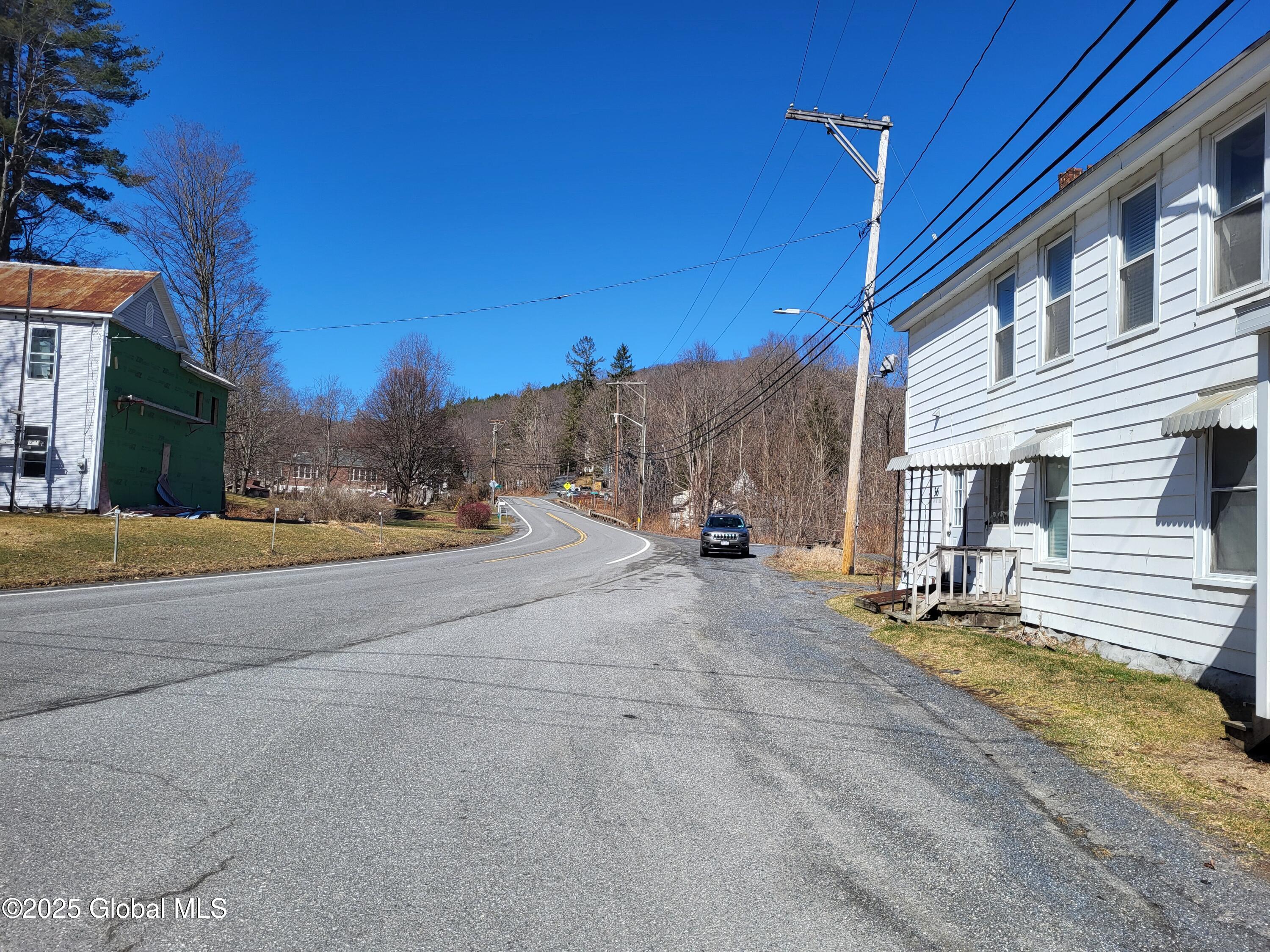 Petersburgh, New York 12138, United States, 5 Bedrooms Bedrooms, ,3 BathroomsBathrooms,Residential,Active,90884