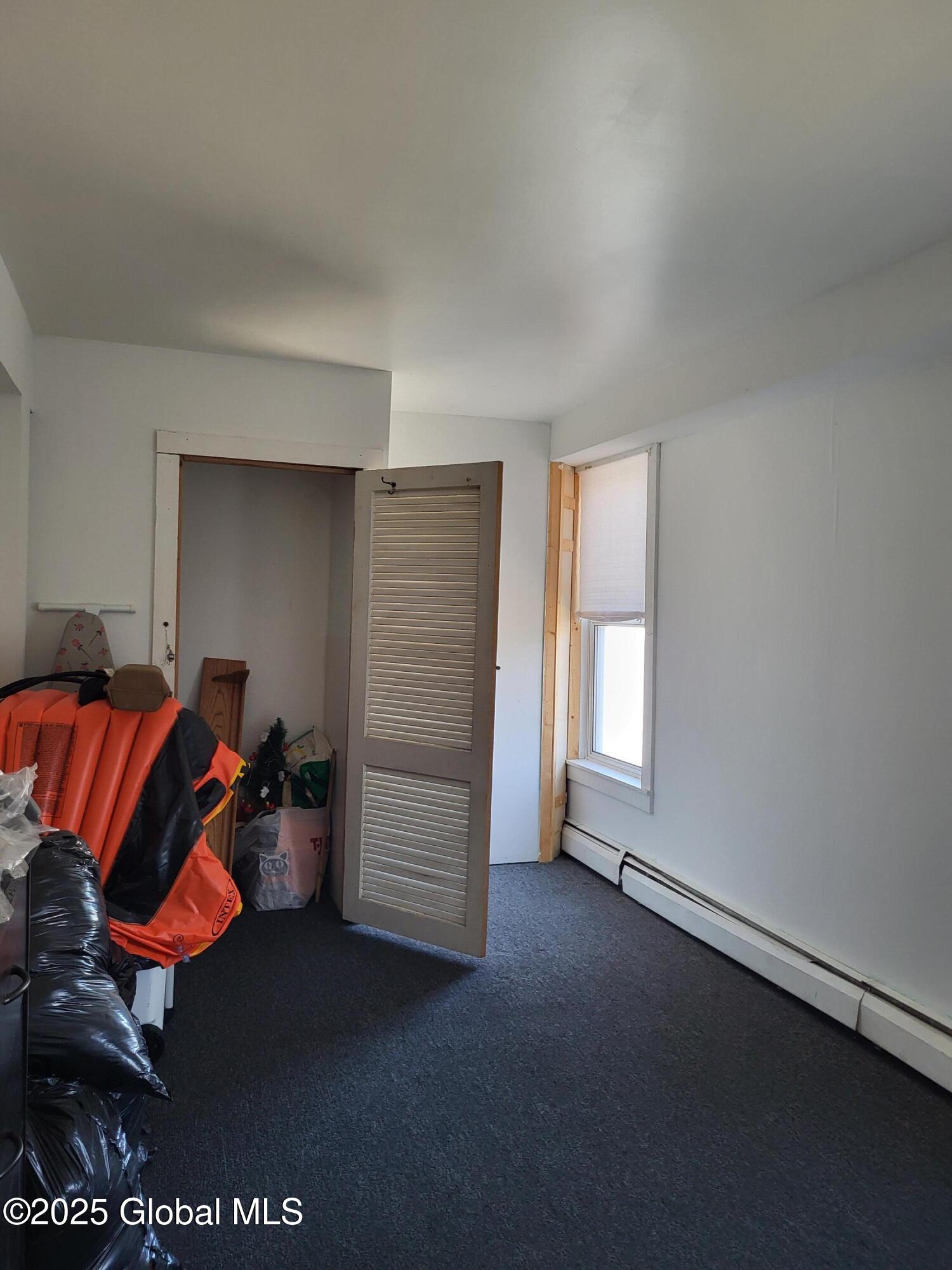 Petersburgh, New York 12138, United States, 5 Bedrooms Bedrooms, ,3 BathroomsBathrooms,Residential,Active,90884