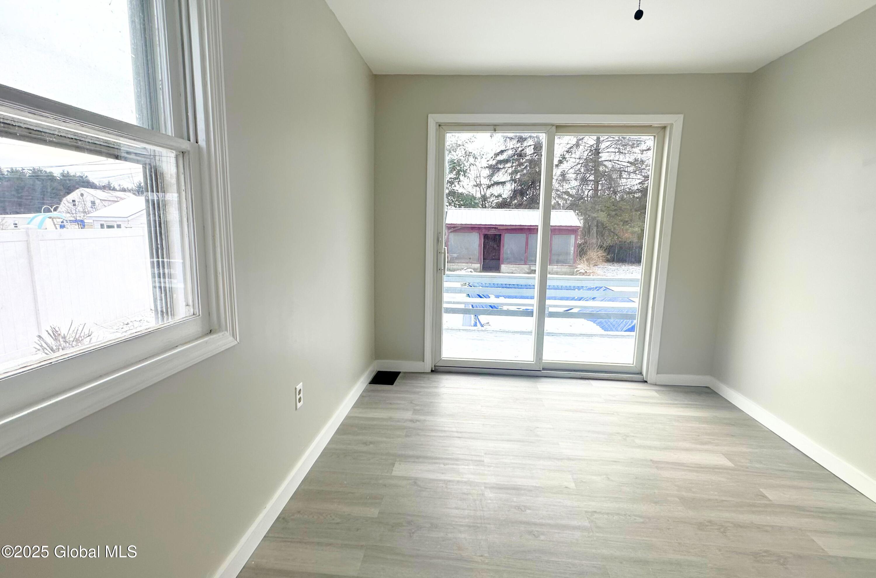 26 Circle Drive, South Glens Falls, New York image 37