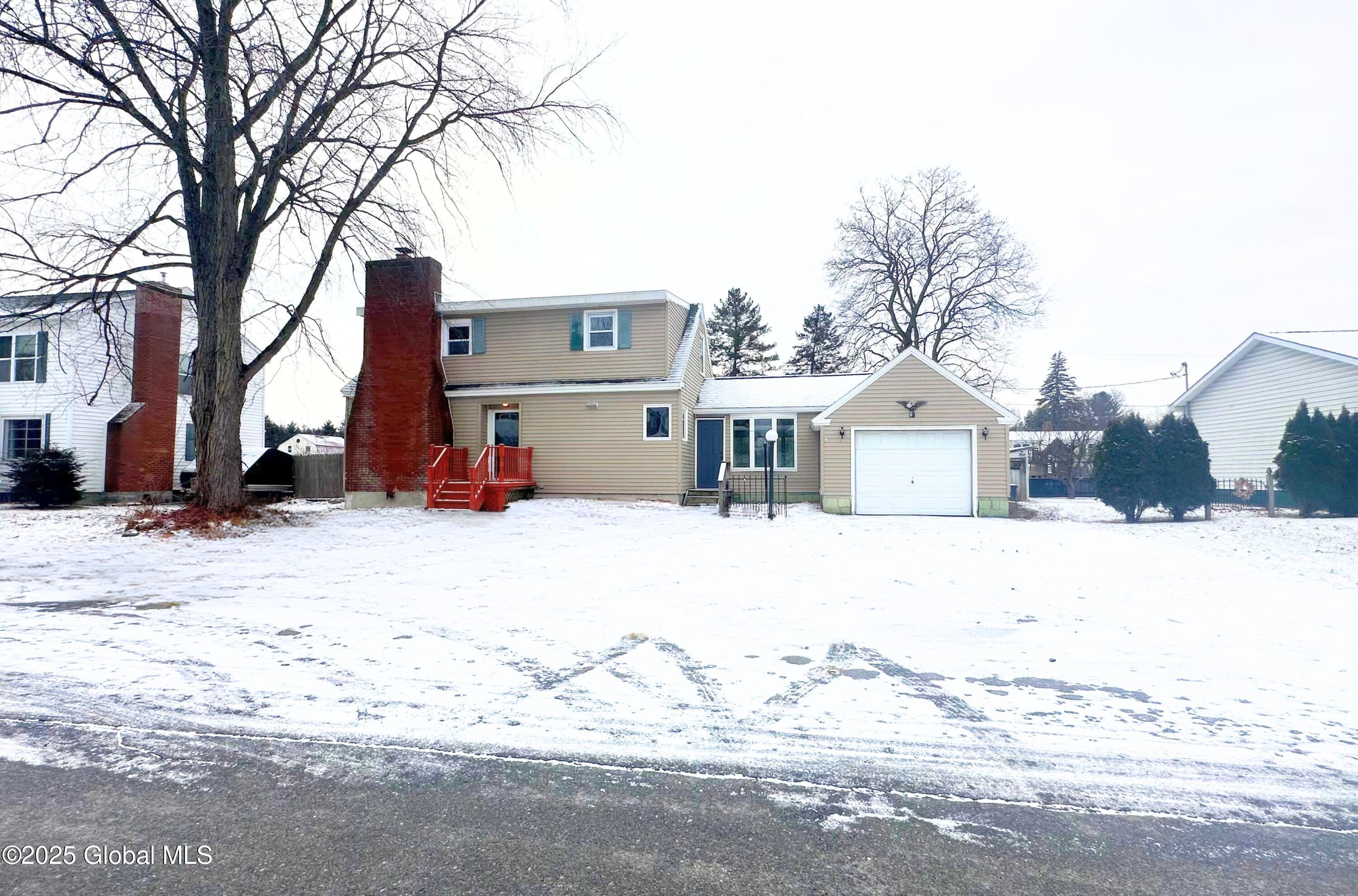 26 Circle Drive, South Glens Falls, New York image 3